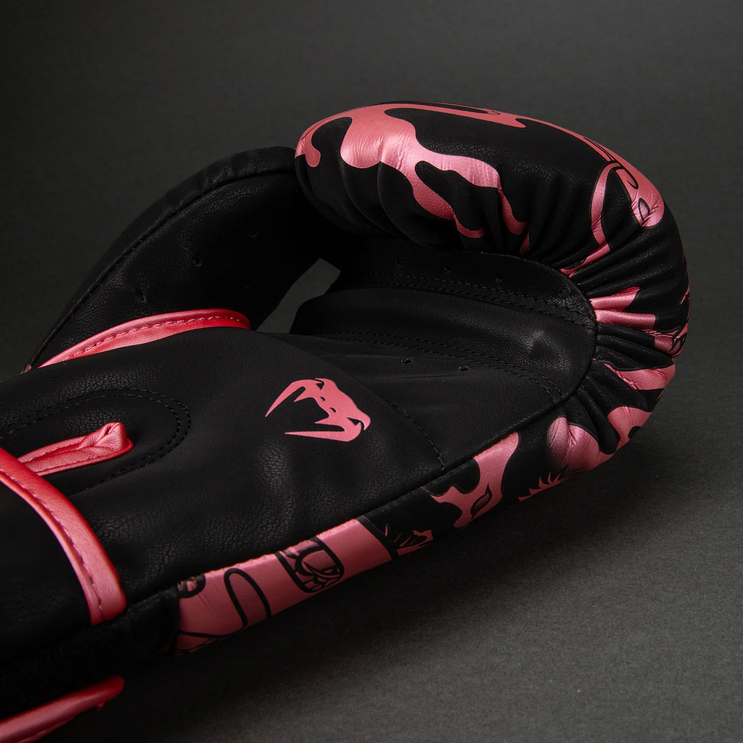 Dragon's Flight Boxing Gloves Black/Metallic Pink - Image 4