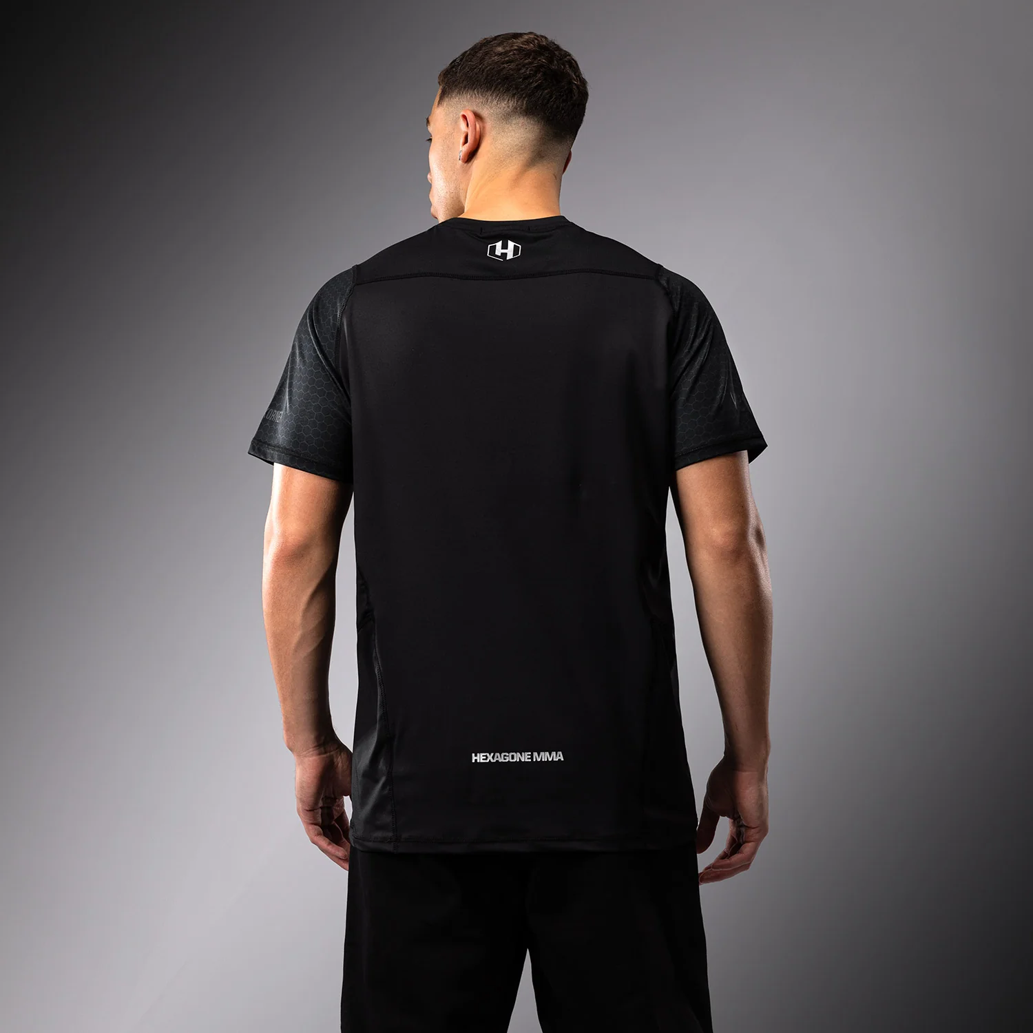 FK x Venum Hexagone MMA T-shirt - Black/Gold - Image 4