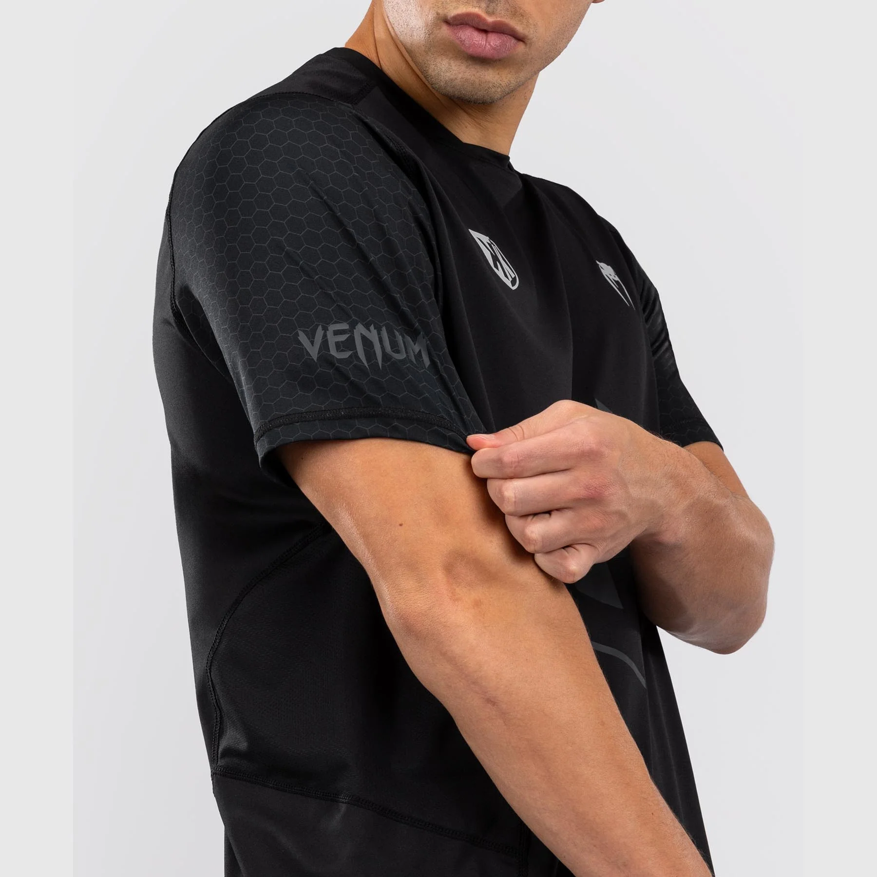 Foot Korner x Venum Hexagon MMA T-shirt - Black/Silver - Image 8