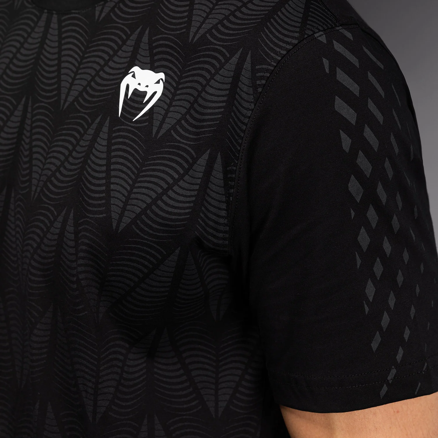 Men's UFC Zenith by Venum Replica Black T-Shirt - Image 6