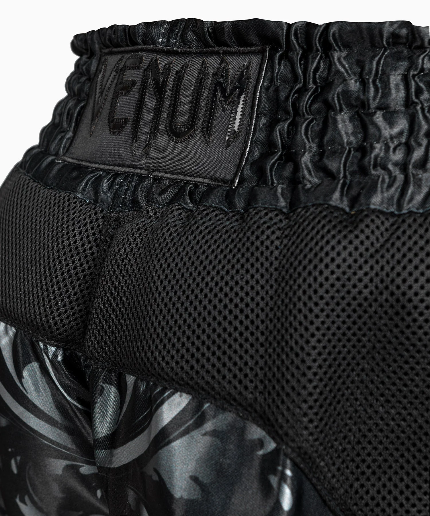 Muay Thai Shorts Absolute 2.0 Venum - Black/Black - Image 6
