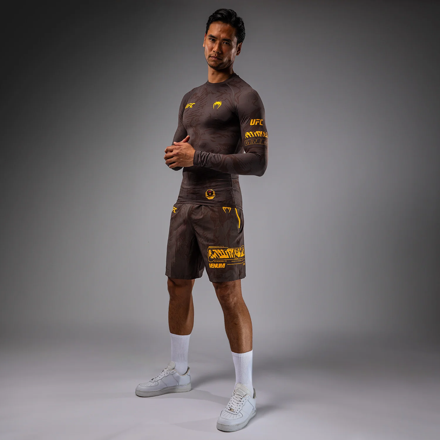 UFC Fusion by Venum Fight Week Men’s Performance Long Sleeve Rashguard - Earthen Brown - Image 5