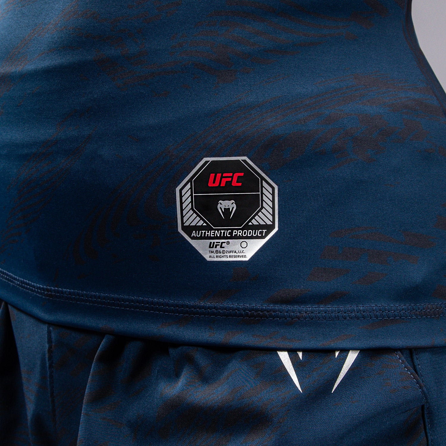 UFC Fusion by Venum Fight Week Women’s Performance Short Sleeve Rashguard - Oceanic Blue - Image 9