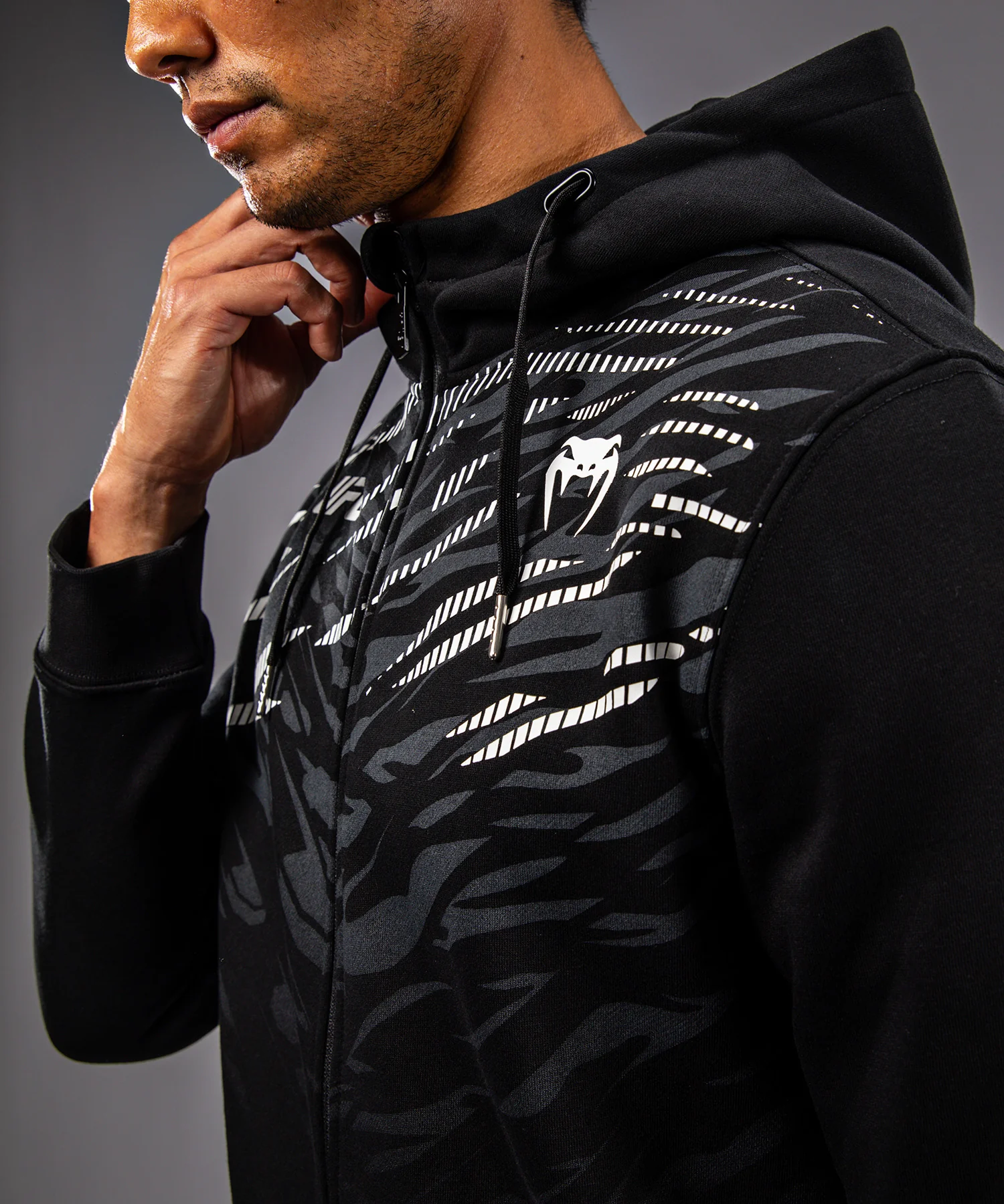UFC Fusion by Venum Men’s Replica Zip Hoodie - Black - Image 8