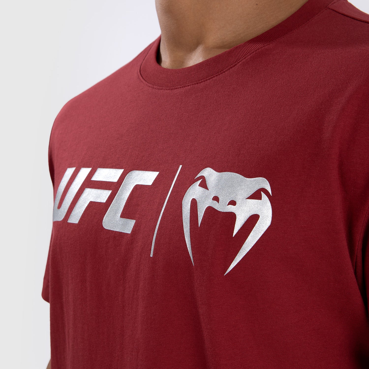 UFC Venum Classic T-Shirt - Red/White - Image 4