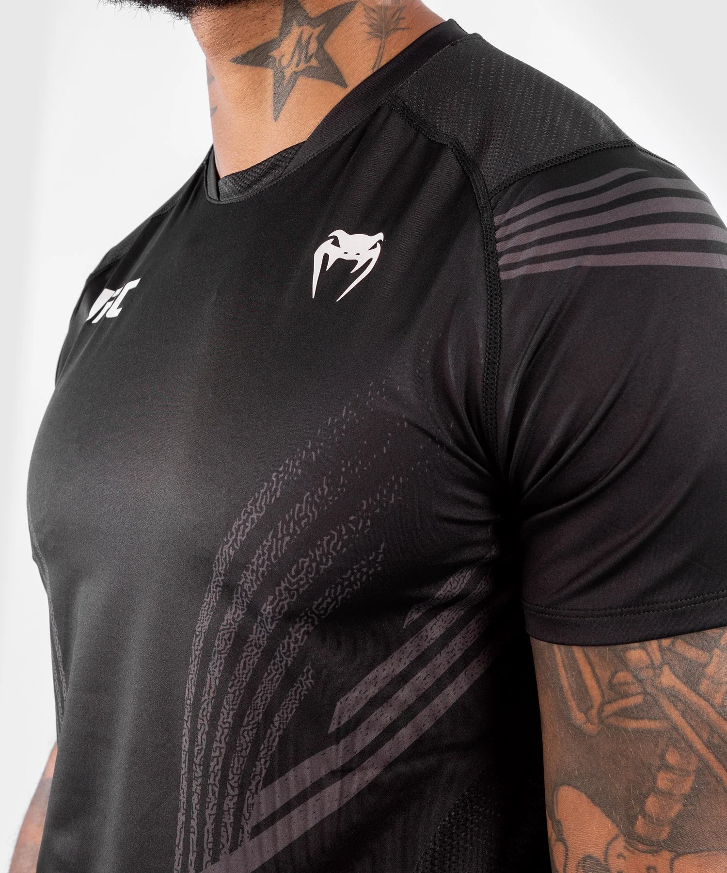UFC Venum Fighters Authentic Fight Night Men's Walkout Jersey - Black - Image 5