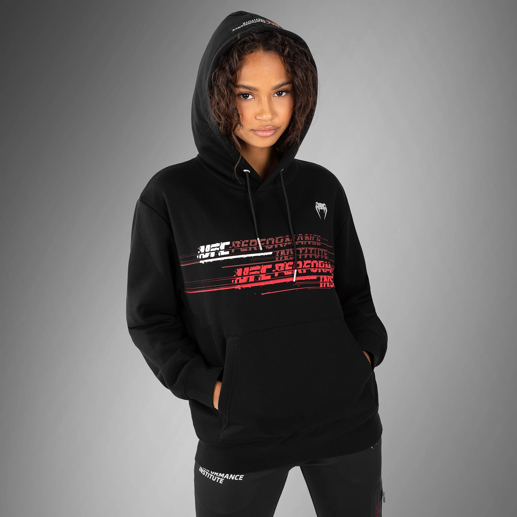 UFC Venum performance institute 2.0 Hoodie - Black/Red - Image 9