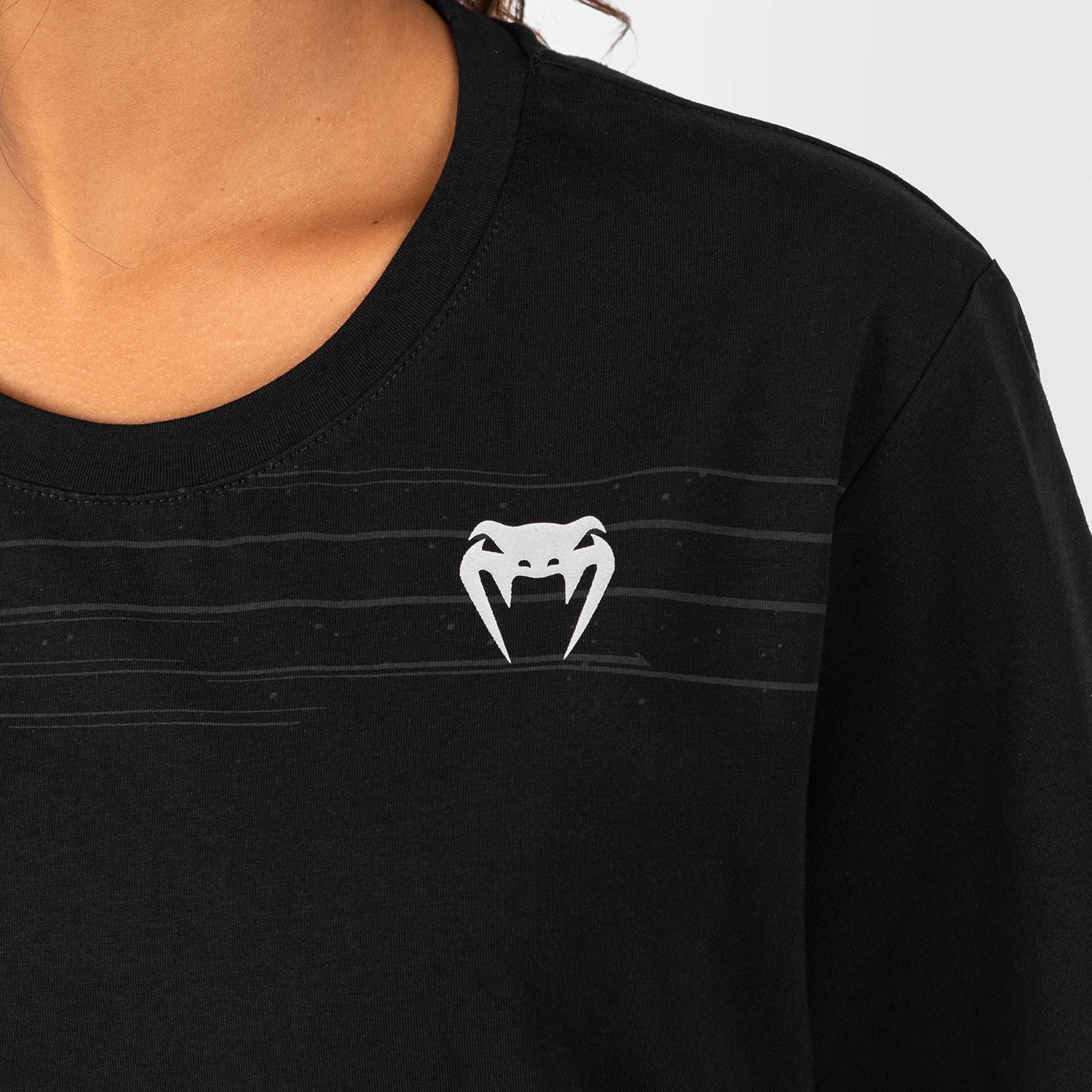 UFC Venum Performance Institute 2.0 Women’s T-Shirt - Black/Red - Image 3