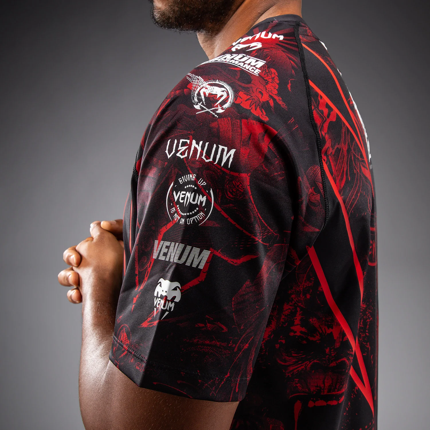 Venum 20th Anniversary Dry-Tech Shirt - Black/Red - Image 7