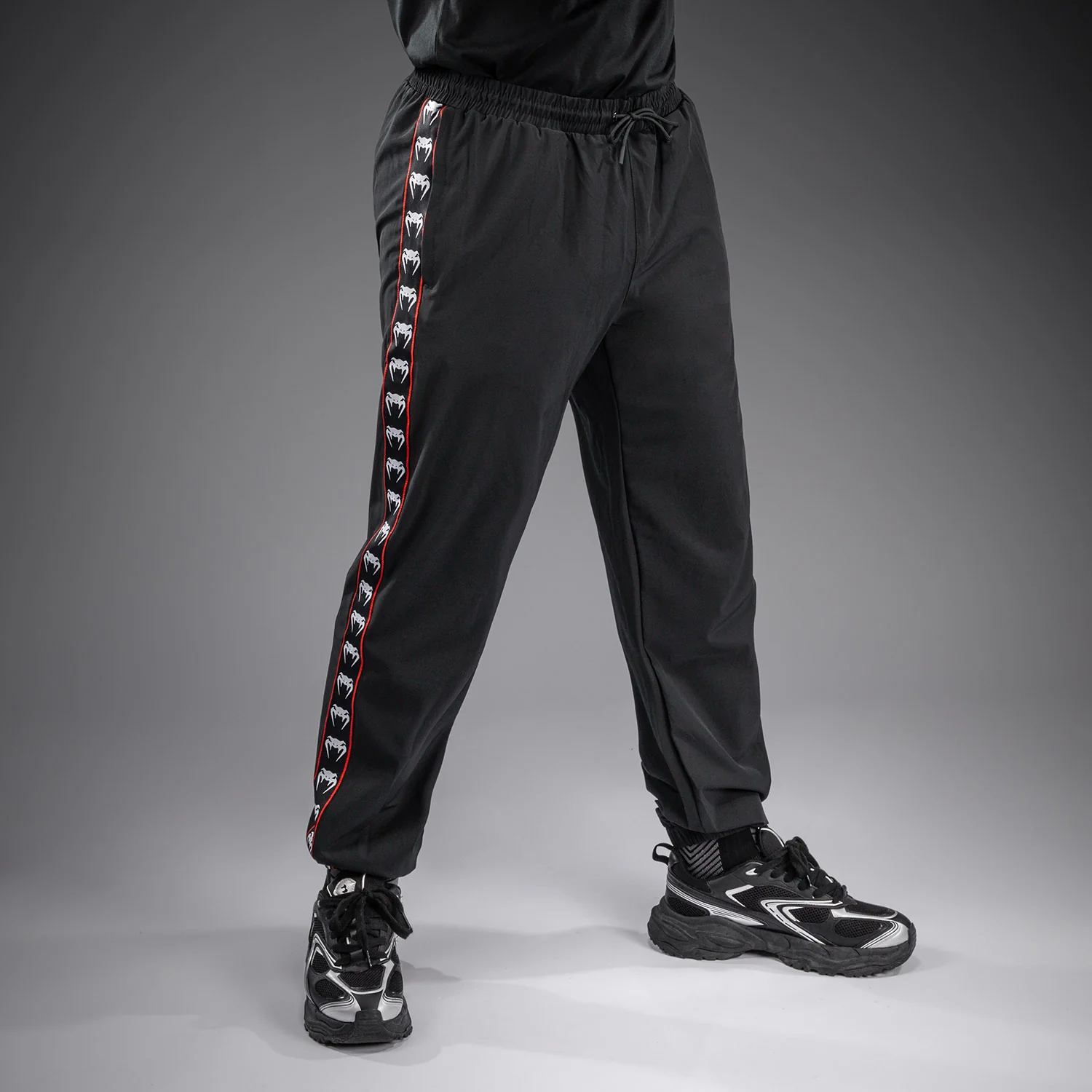 Venum 20th Anniversary Joggers - Black/Red - Image 2