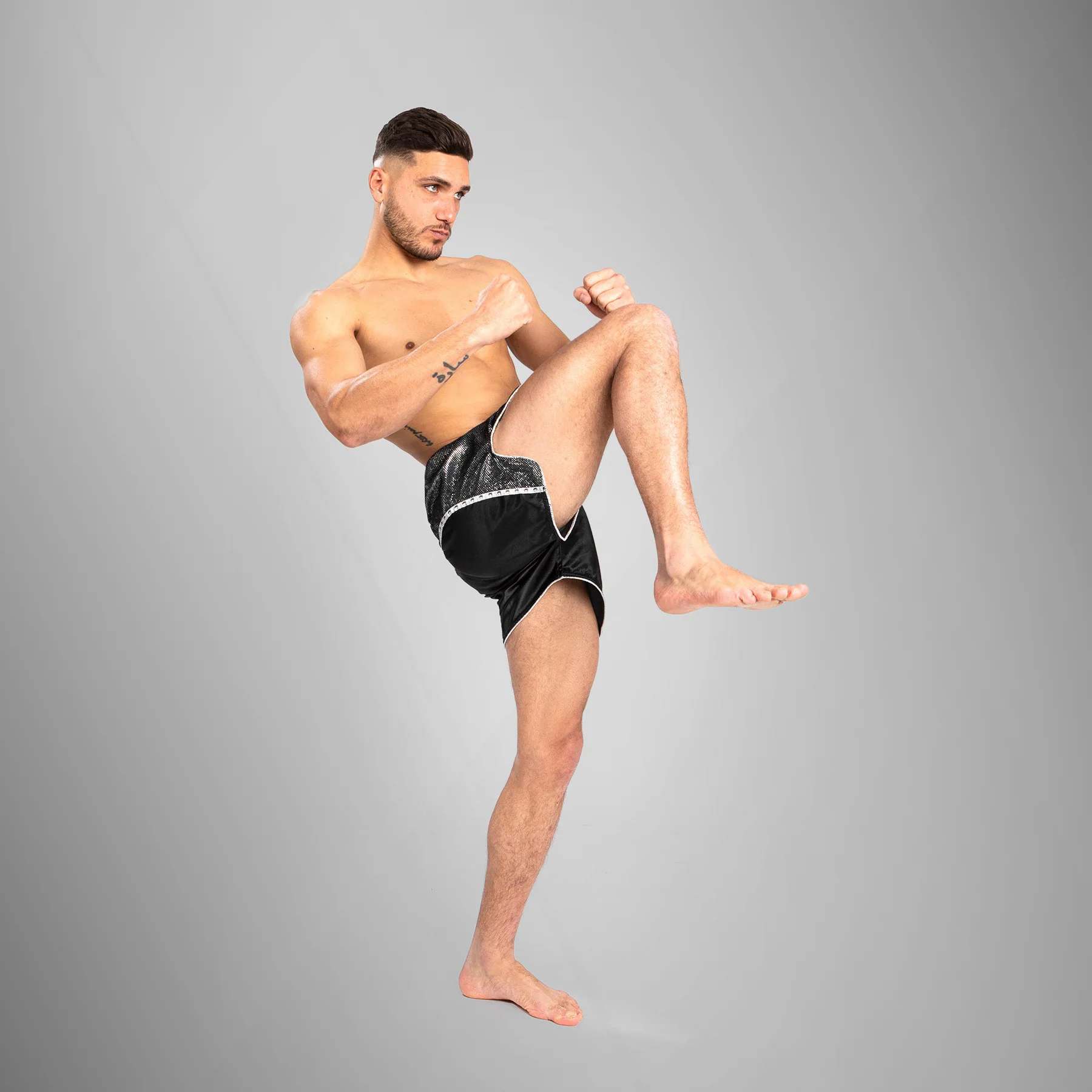 Venum Absolute 2.0 Muay Thai Shorts - Black/Silver - Image 9