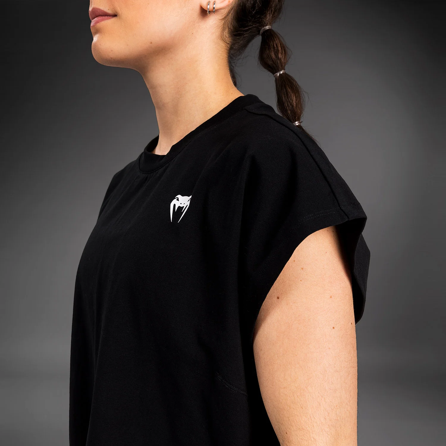 Venum Abyss T-shirt Cropped - Deep Black - Image 6