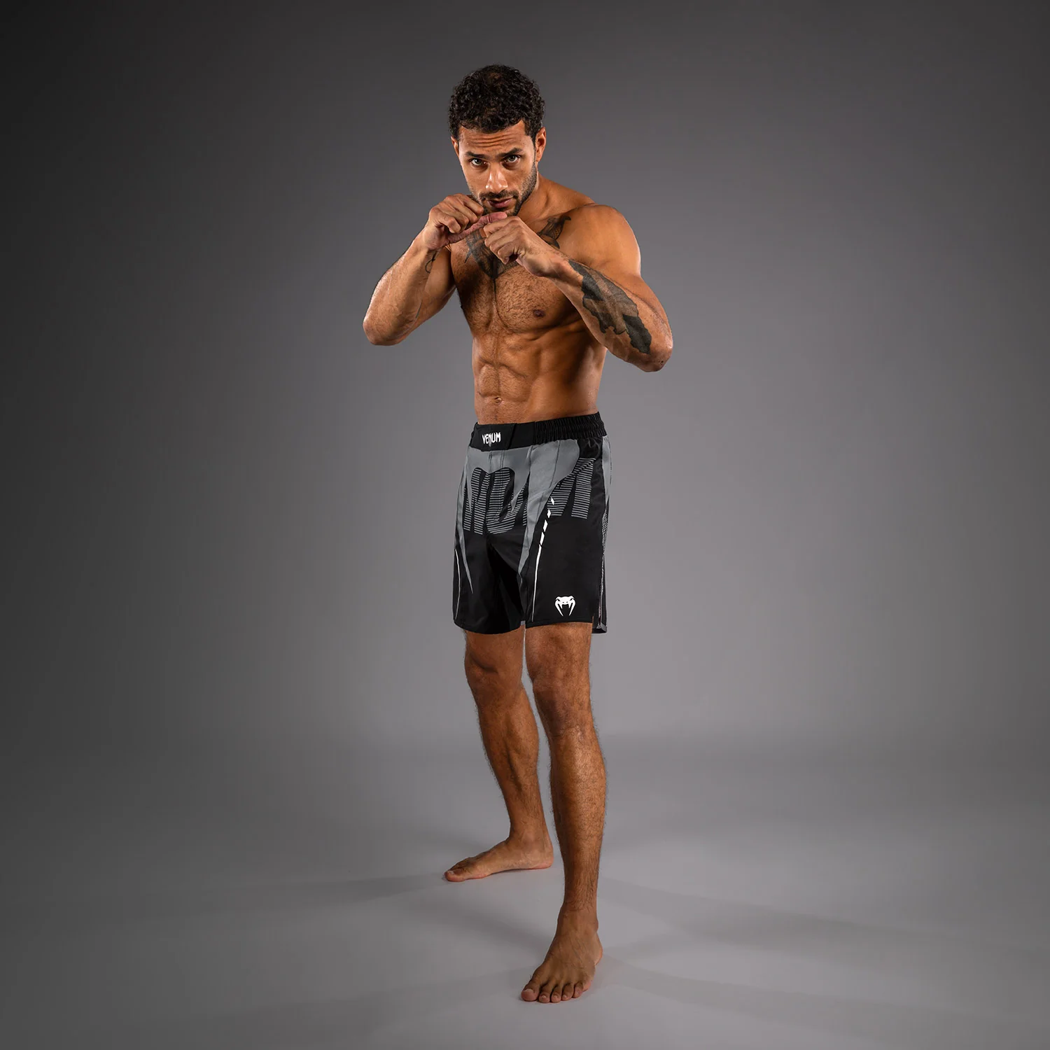 Venum Adrenaline Fightshorts - Black/Silver Grey - Image 6