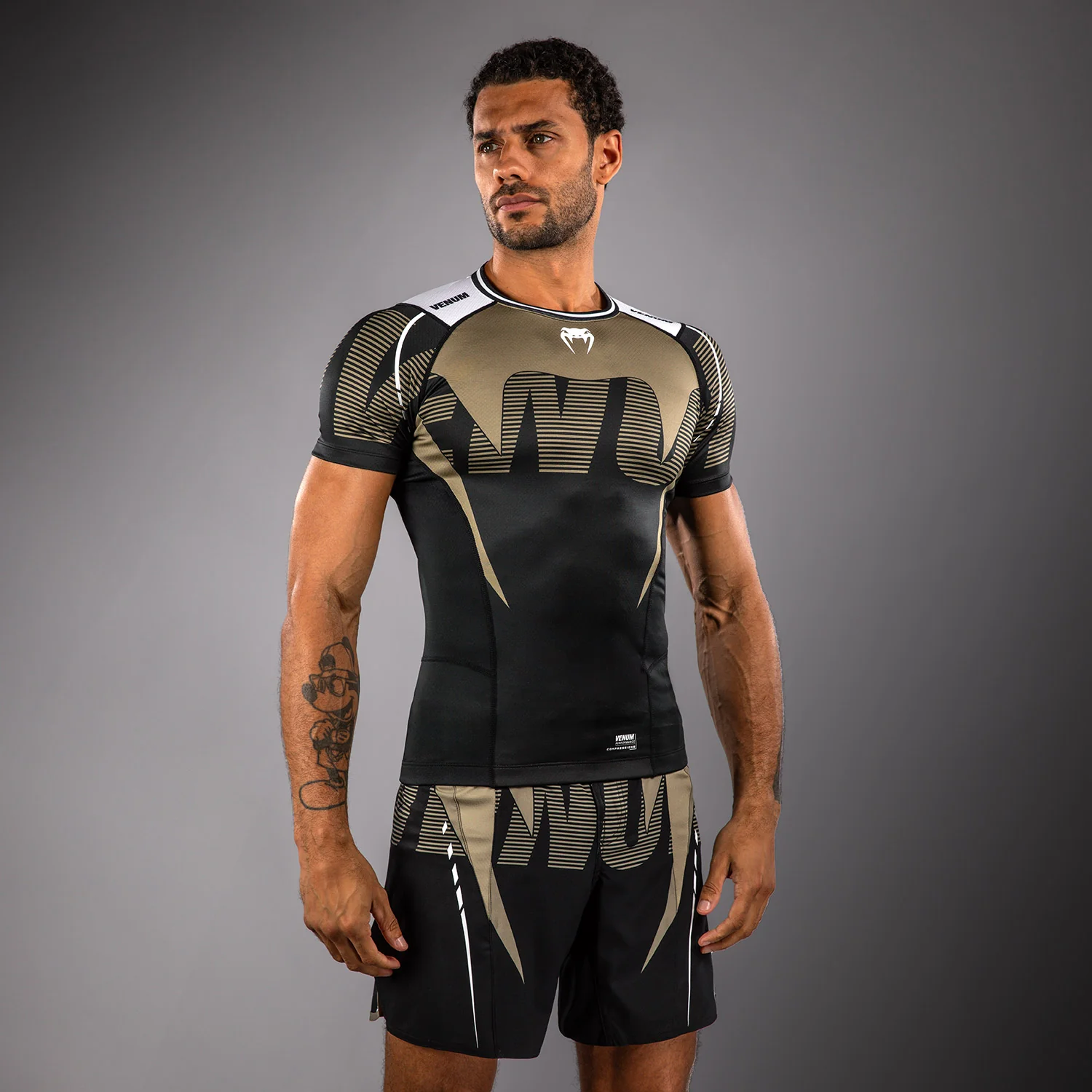 Venum Adrenaline Short Sleeve Rashguard - Black/Sand - Image 2