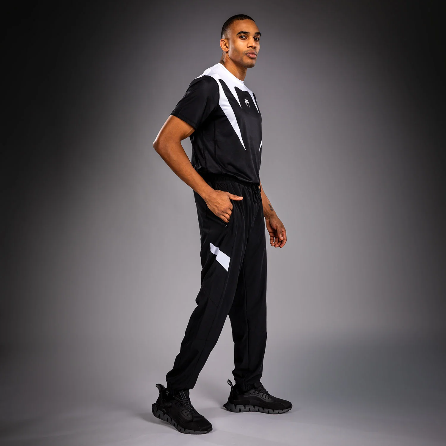 Venum Attack 90 Joggers - White/Black - Image 3