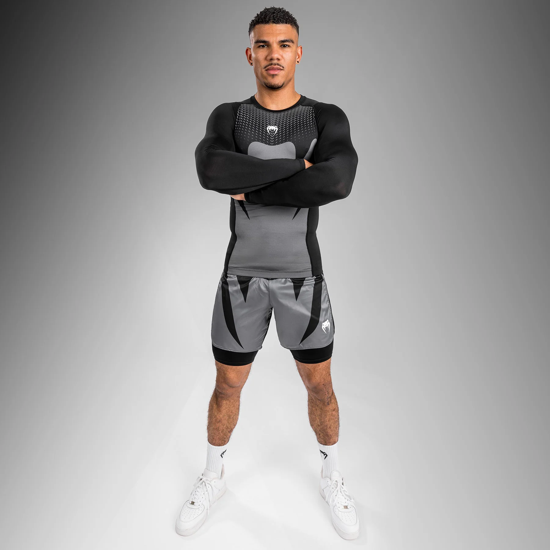 Venum Attack Men's Long Sleeve Rashguard - Black/Grey - Image 7