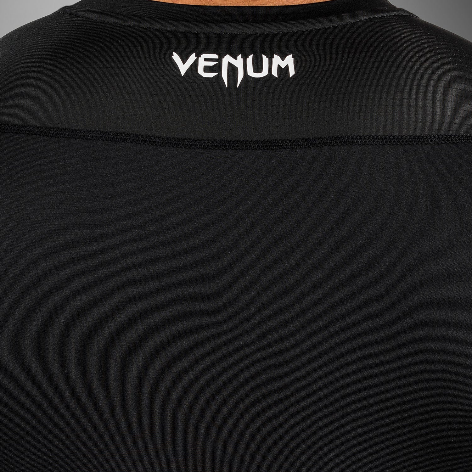 Venum Attack Men's Short Sleeve Rashguard - Black/Grey - Image 5
