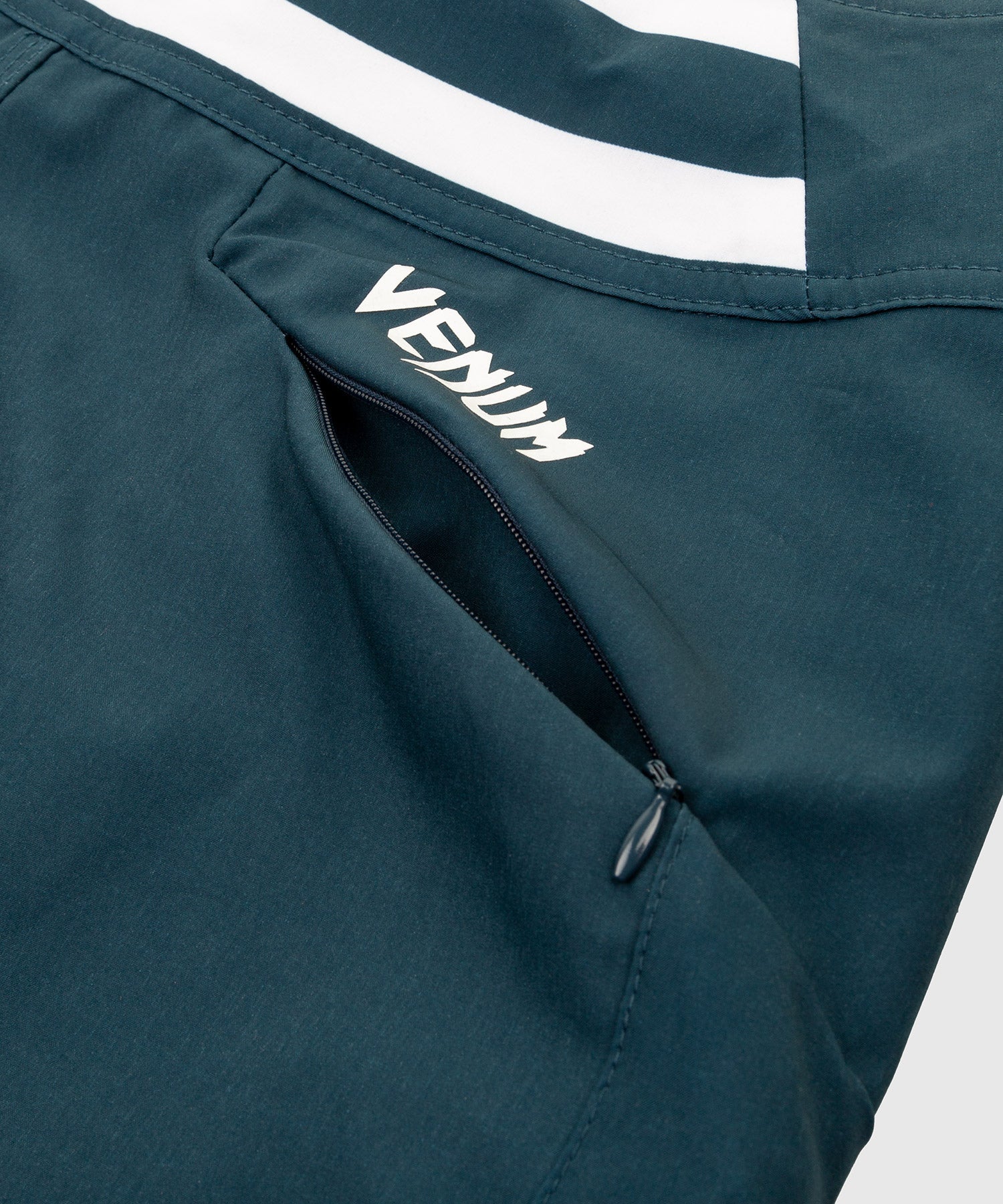 Venum Cargo Boardshorts - Dark blue/Raspberry-White - Image 7