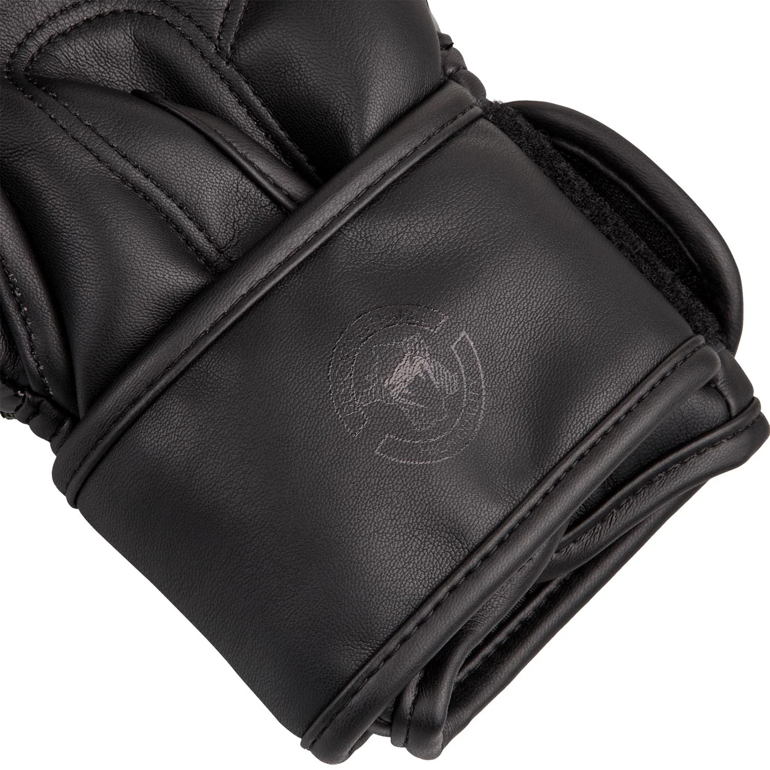 Venum Challenger 3.0 Boxing Gloves - Black - Image 5
