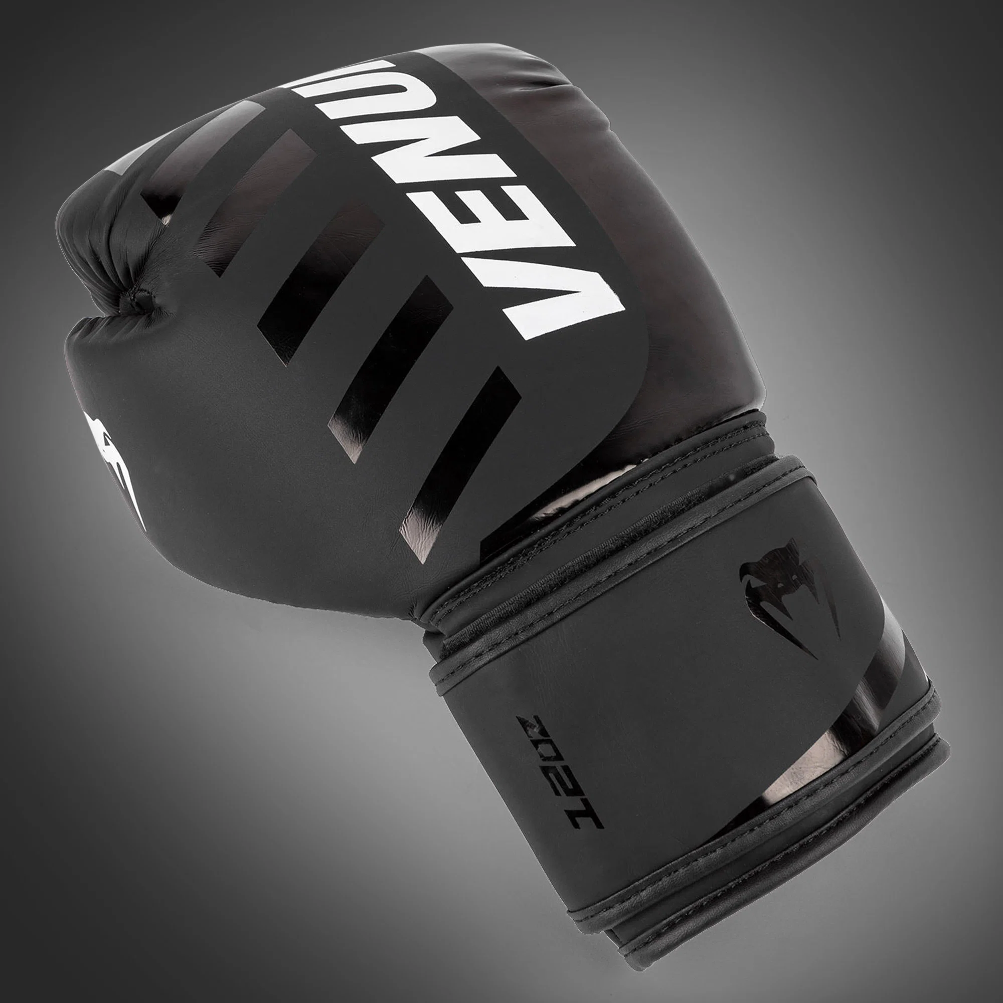 Venum Challenger 3.0 Shockwave Boxing Gloves - Black - Image 3