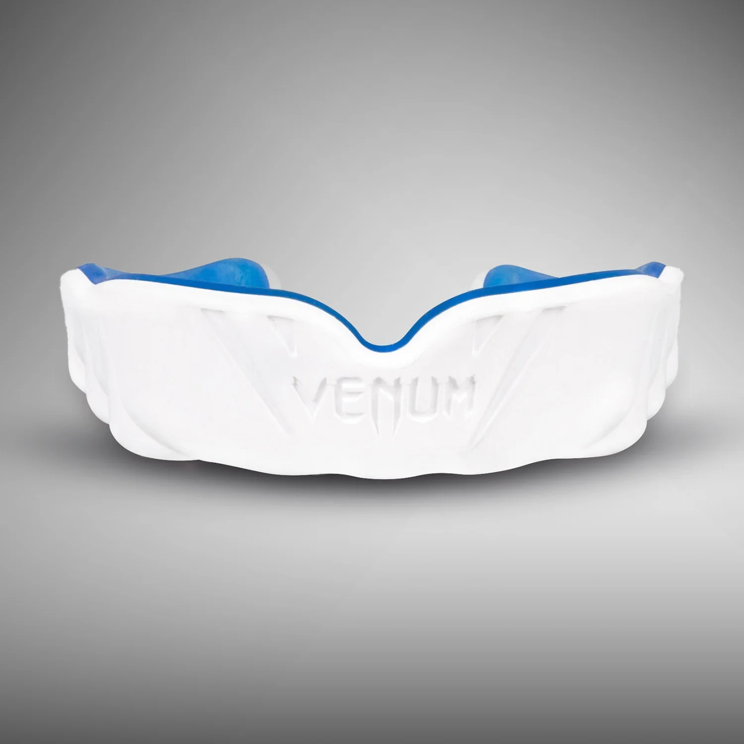Venum Challenger Mouthguard - Ice/Blue - Image 3