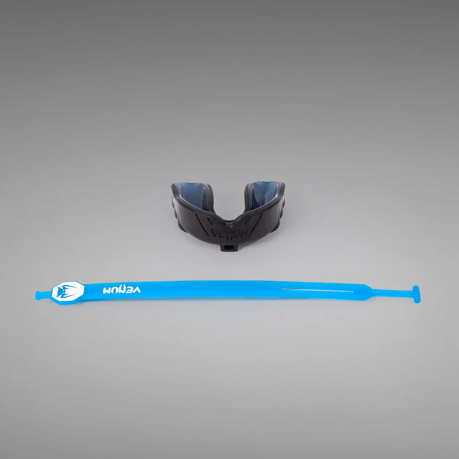 Venum Challenger Mouthguard Strap/Straples - Black/Blue - Image 2