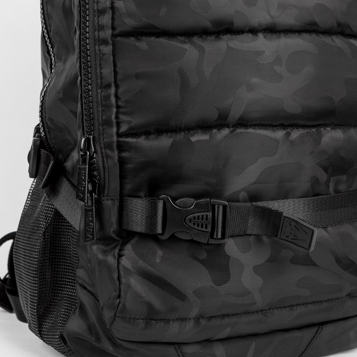 Venum Challenger Pro BackPack (20-25L) - Black/Dark Camo - Image 9