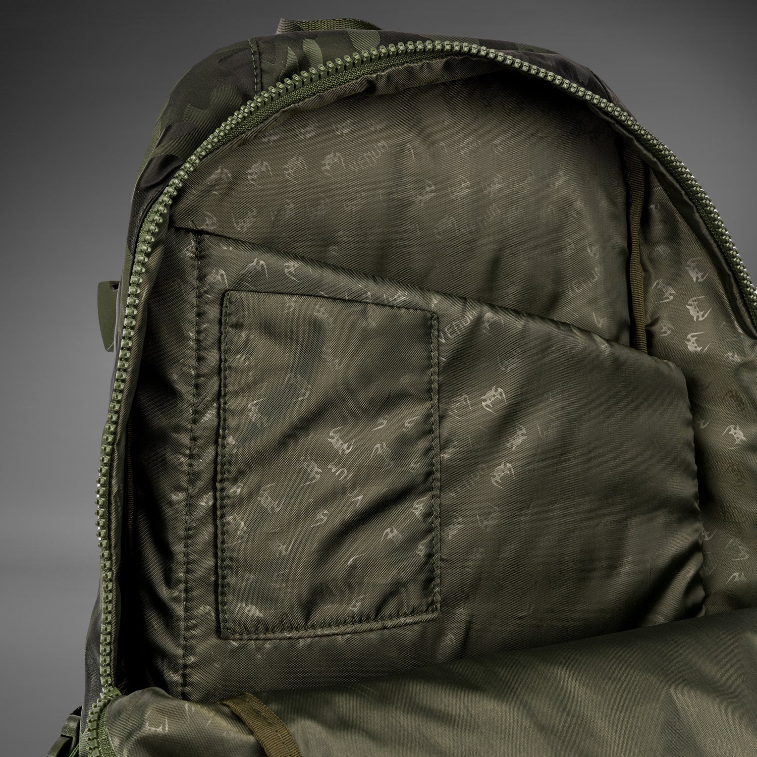 Venum Challenger Pro BackPack (20-25L) - Khaki/Camo - Image 7
