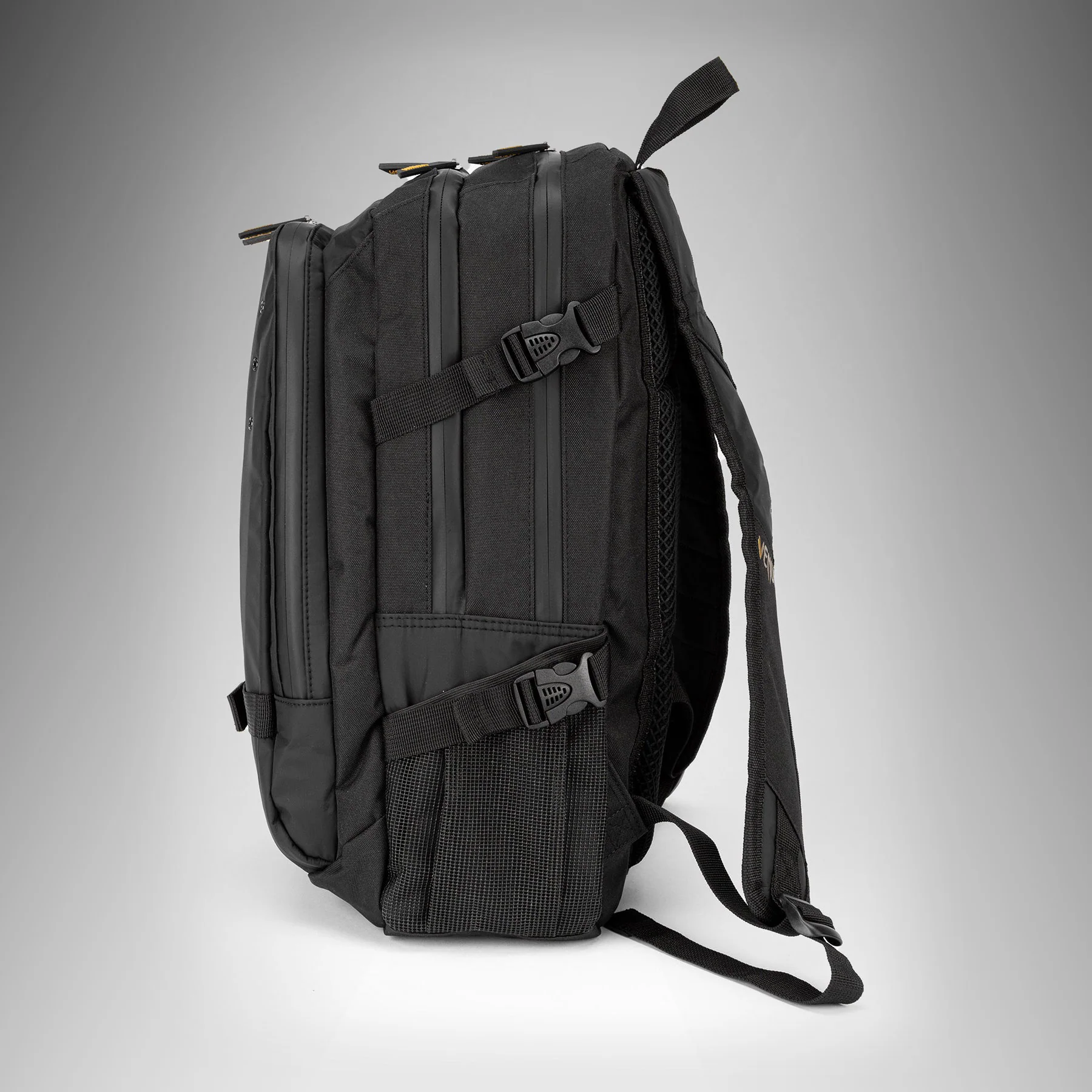Venum Challenger Pro Evo BackPack (20-25L) - Black/Gold - Image 5
