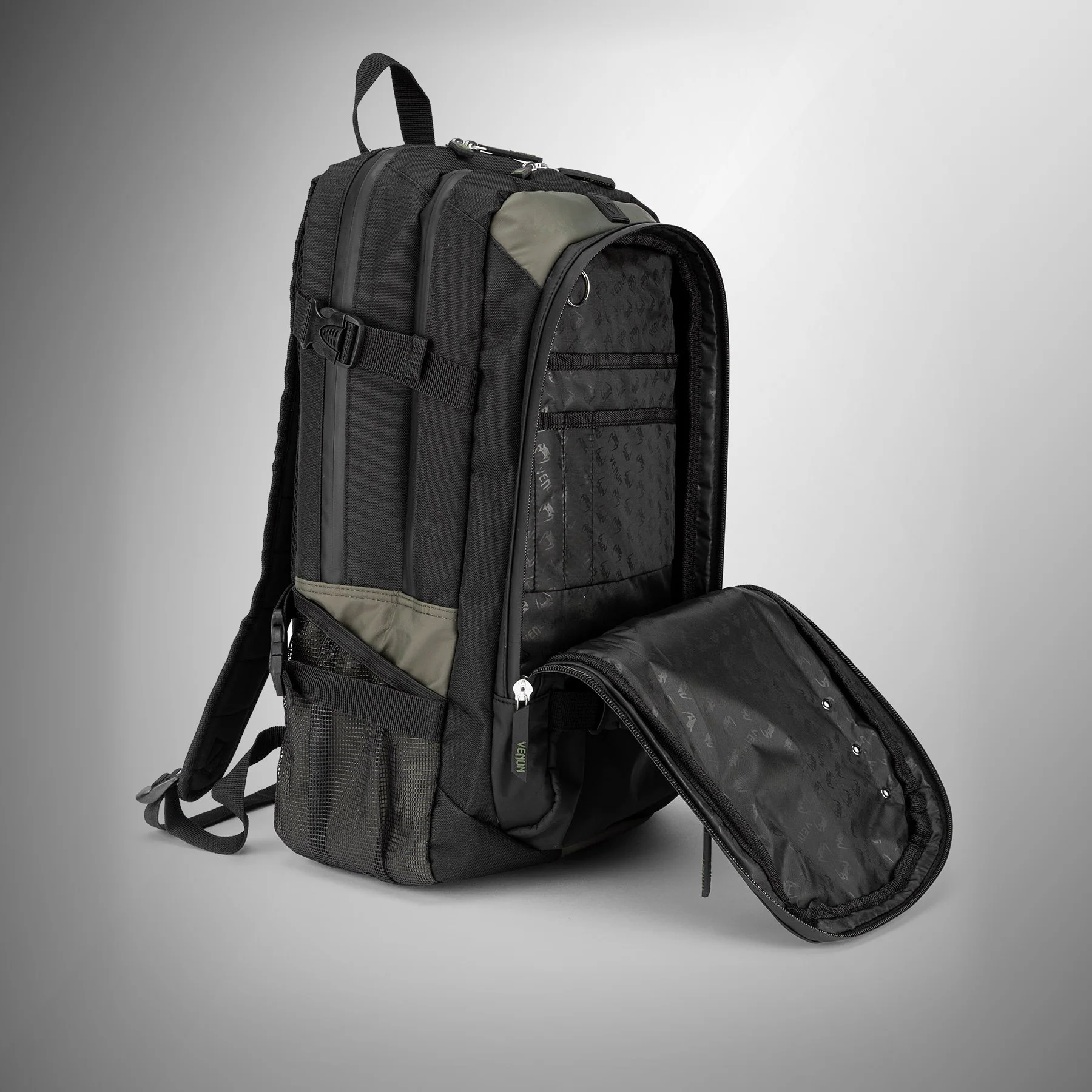 Venum Challenger Pro Evo BackPack (20-25L) - Khaki/black - Image 6