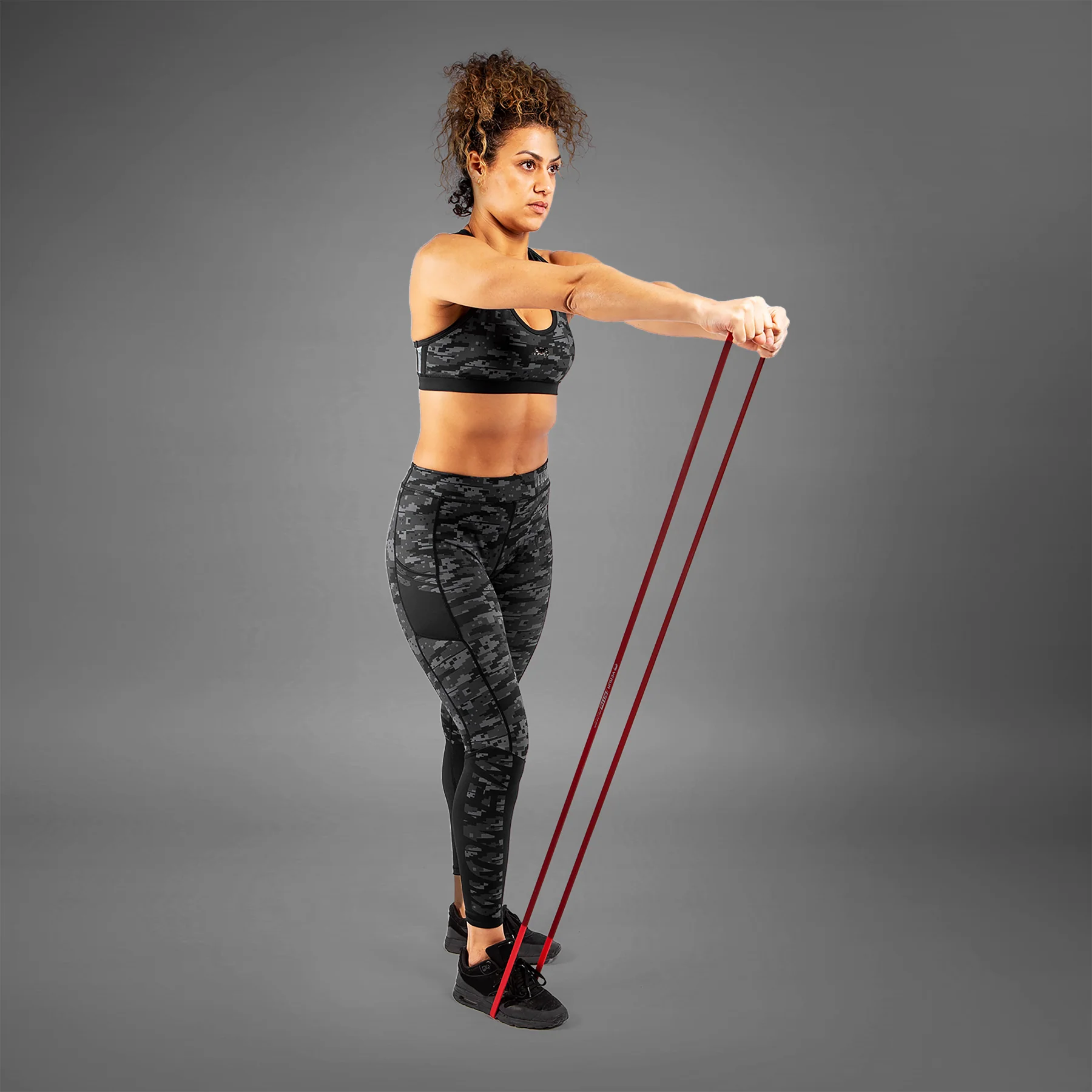 Venum Challenger Resistance band - Red - 12-25lbs - Image 2
