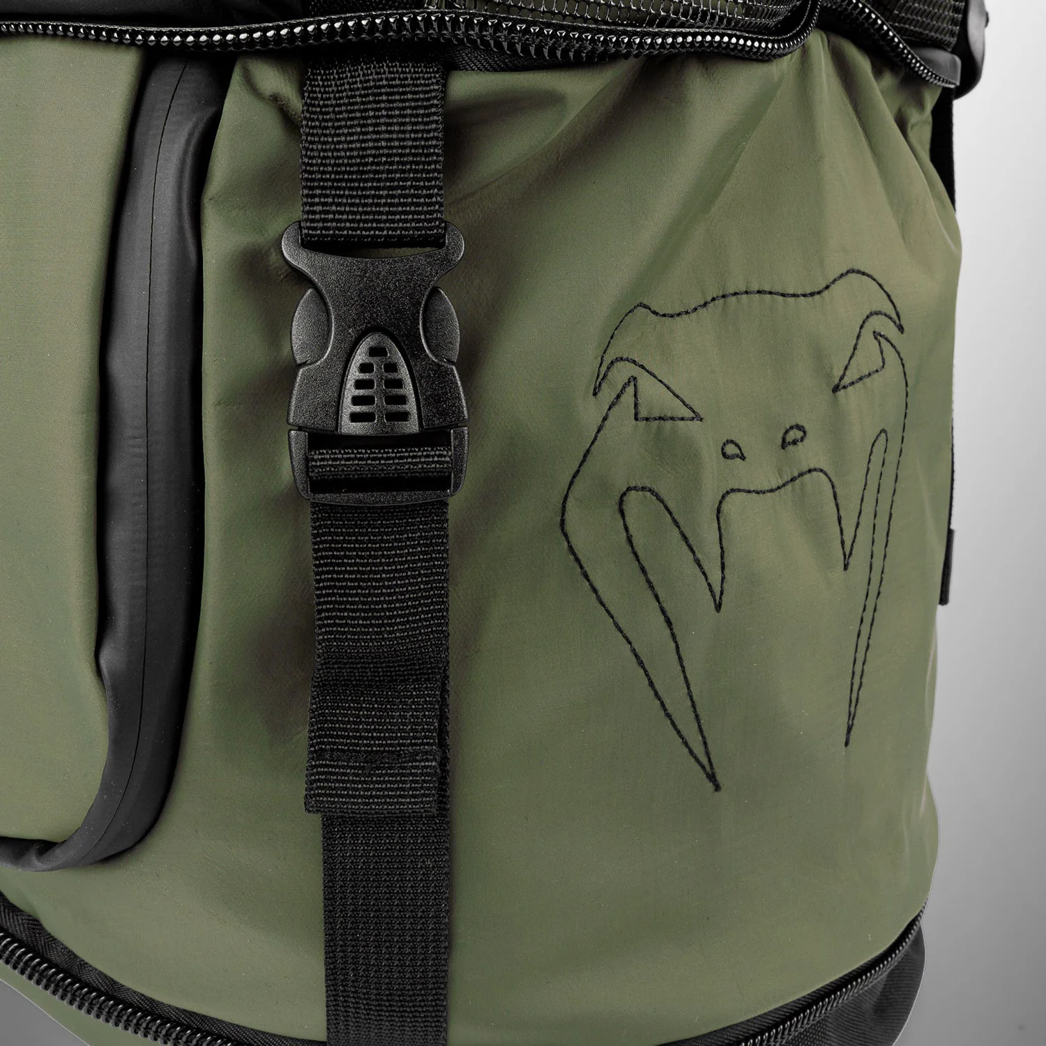 Venum Challenger Xtrem Evo BackPack (50-63L) - Khaki/Black - Image 7