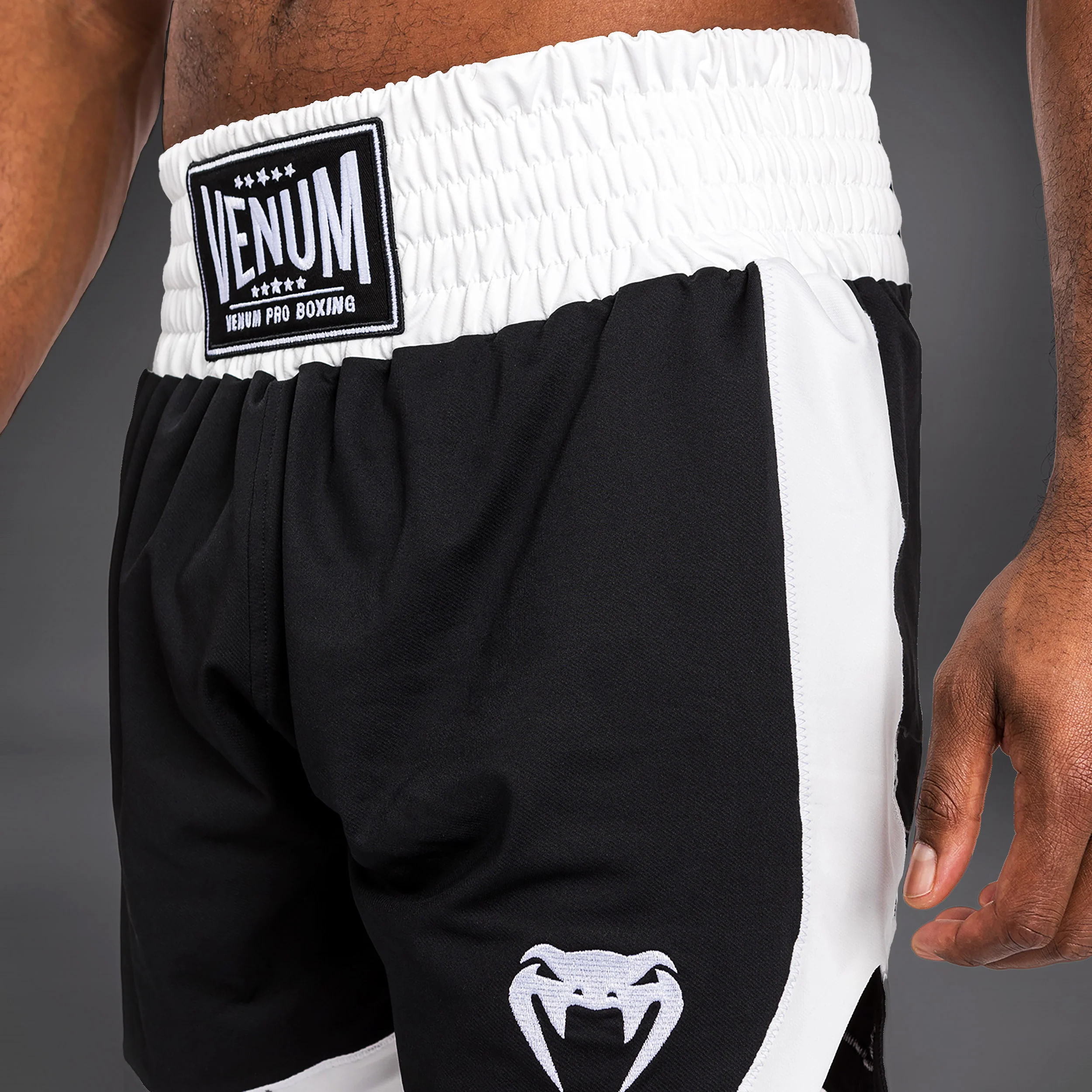 Venum Classic Boxing Shorts - Black/White - Image 6