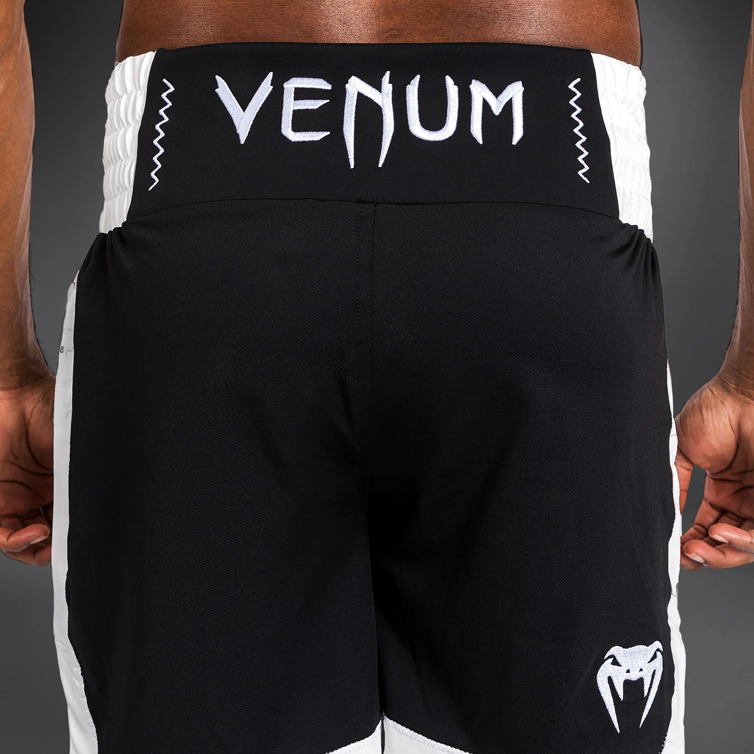 Venum Classic Boxing Shorts - Black/White - Image 8