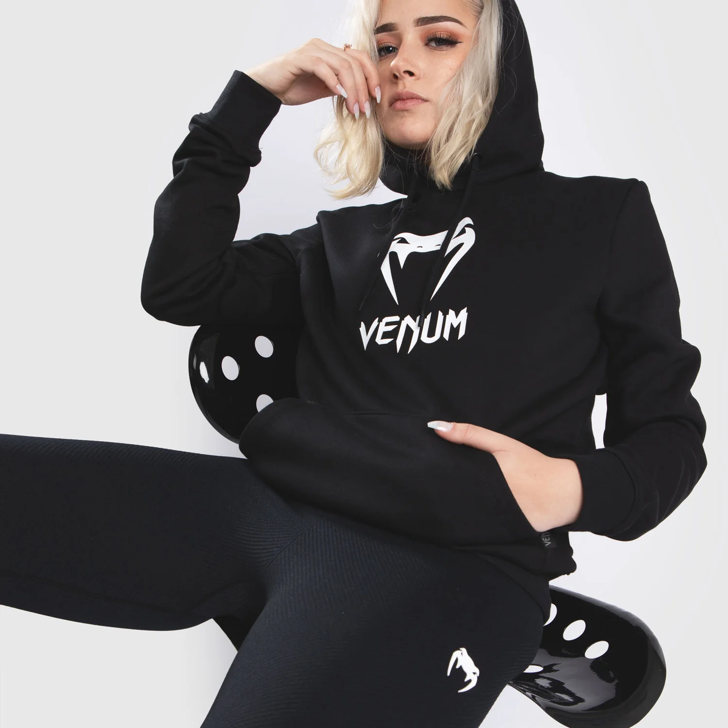 Venum Classic Hoodie - For Women - Black - Image 2