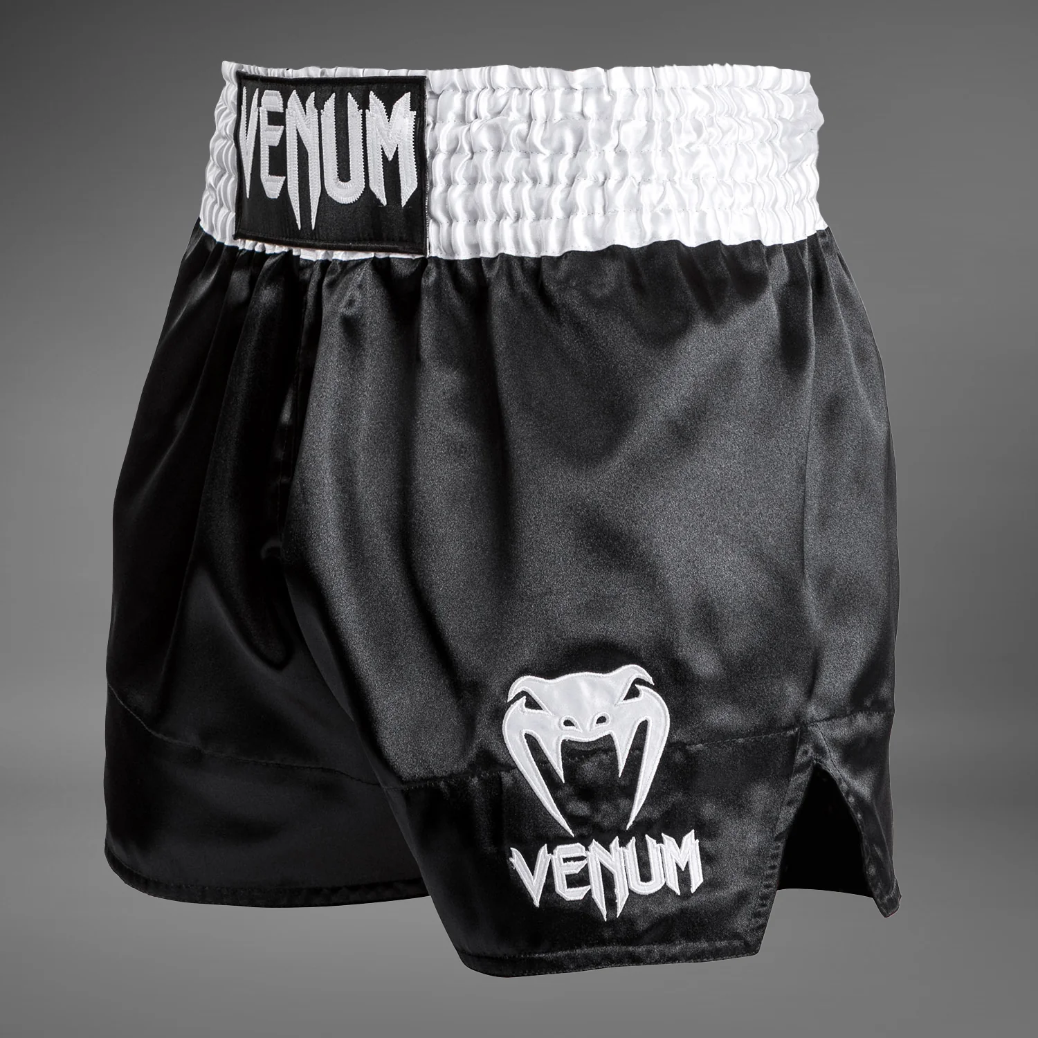 Venum Classic - Muay Thai Short Black/White/White - Image 3