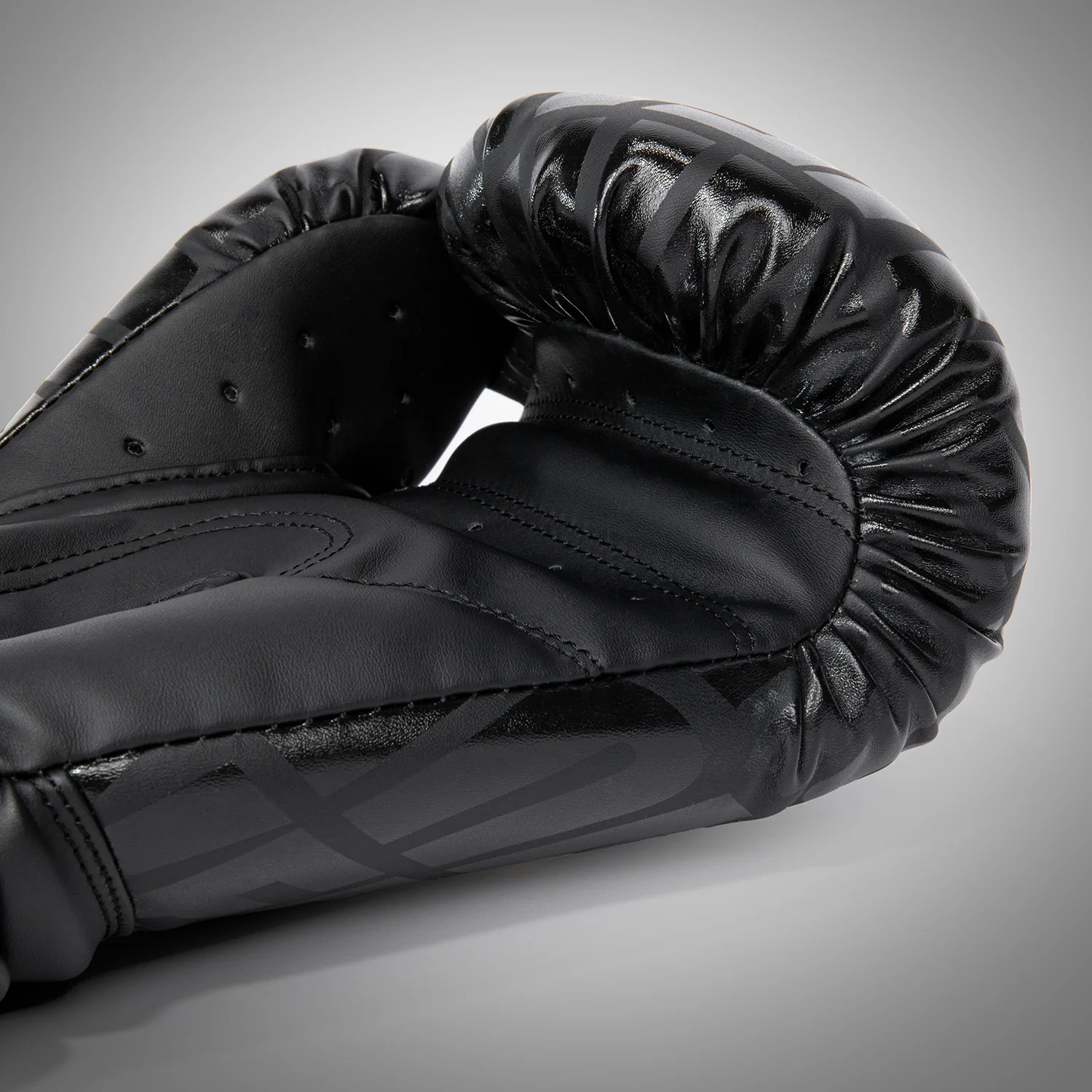 Venum Contender 1.5 XT Kids Boxing Gloves - Black-Gold - Image 3