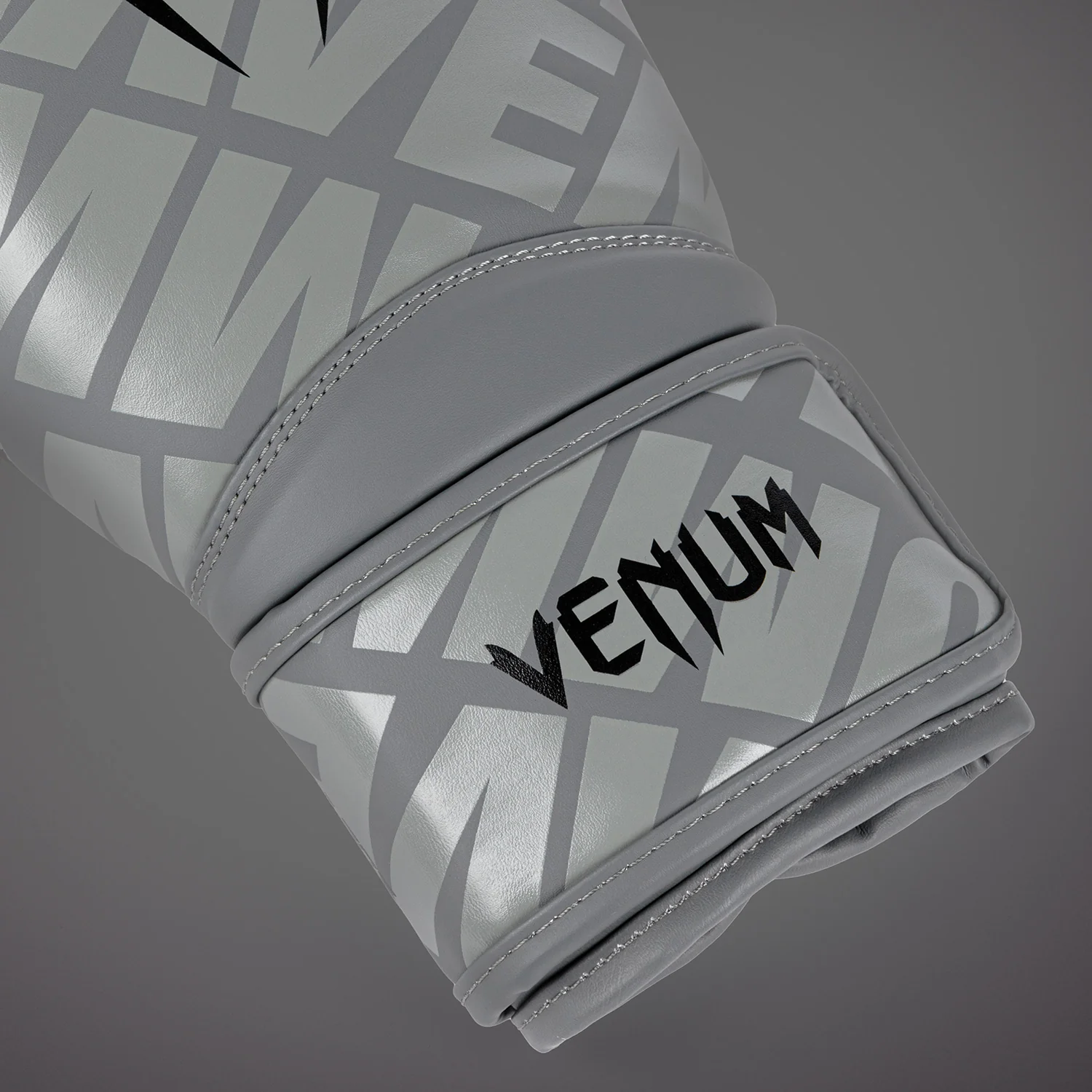 Venum Contender 1.5 XT Kids Boxing Gloves - Graphite-Black - Image 3