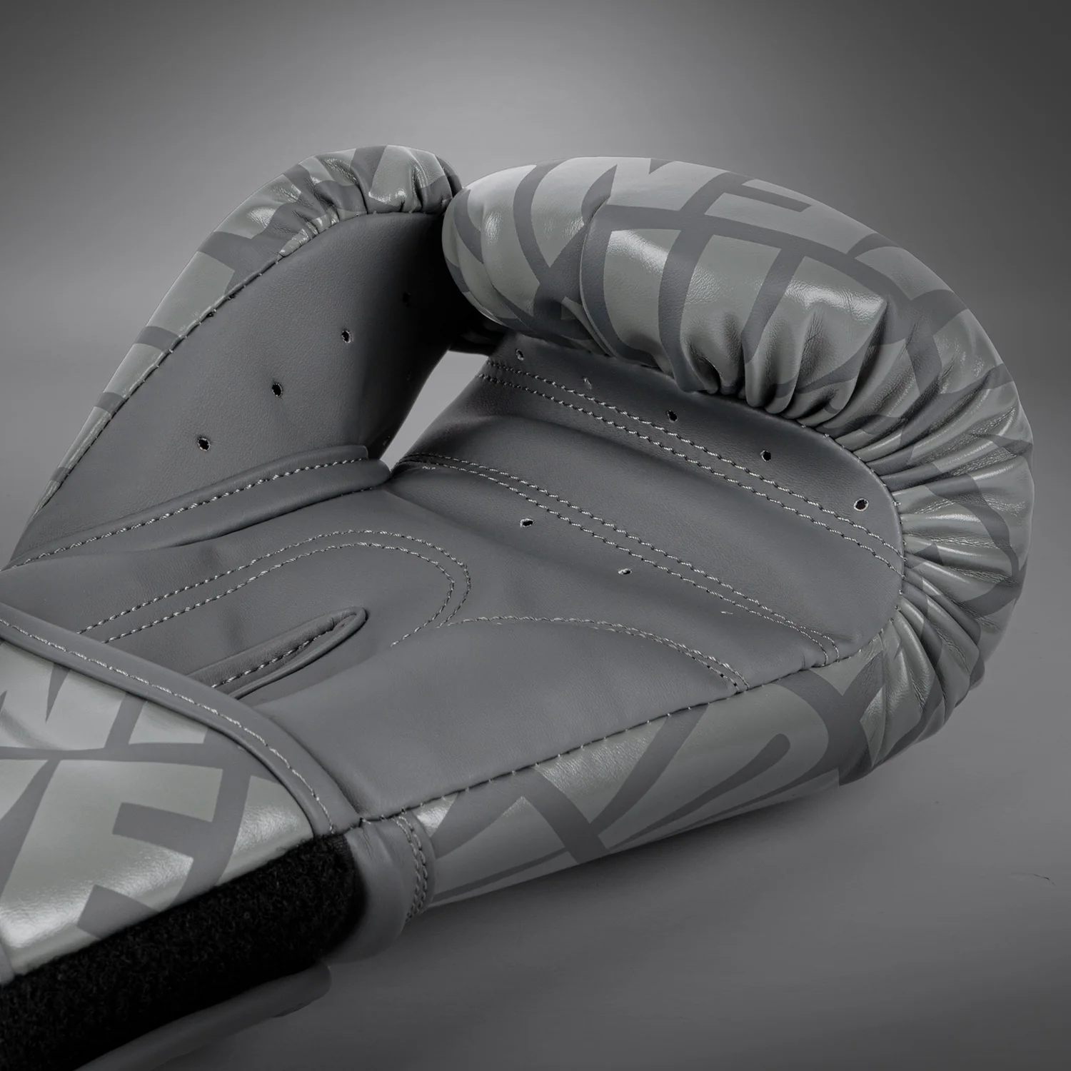 Venum Contender 1.5 XT Kids Boxing Gloves - Graphite-Black - Image 4