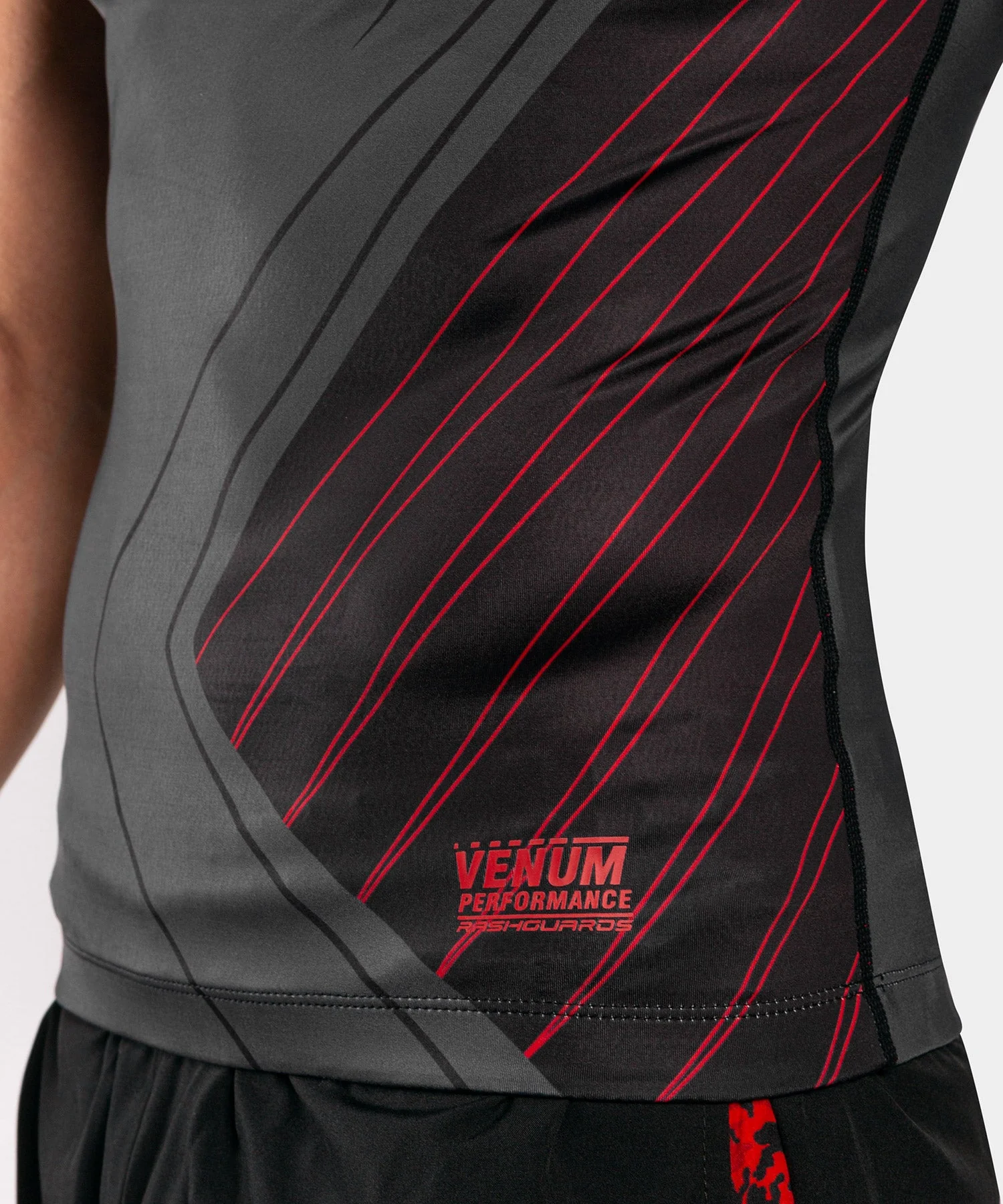 Venum Contender 5.0 Rashguard - Short sleeves - Black/Red - Image 7