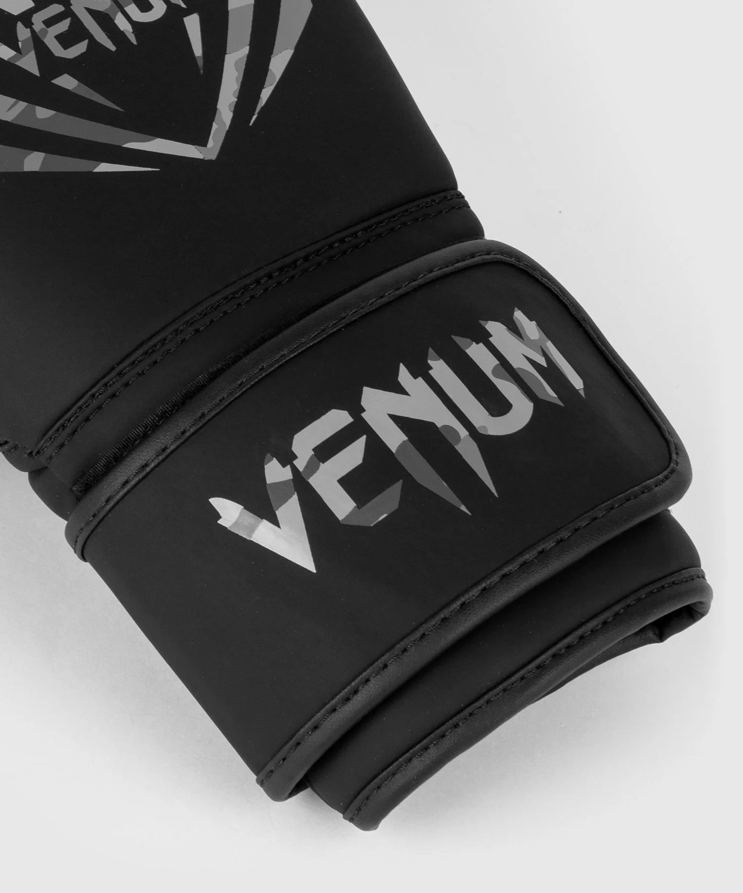 Venum Contender Boxing Gloves - Black/Urban Camo - Image 4