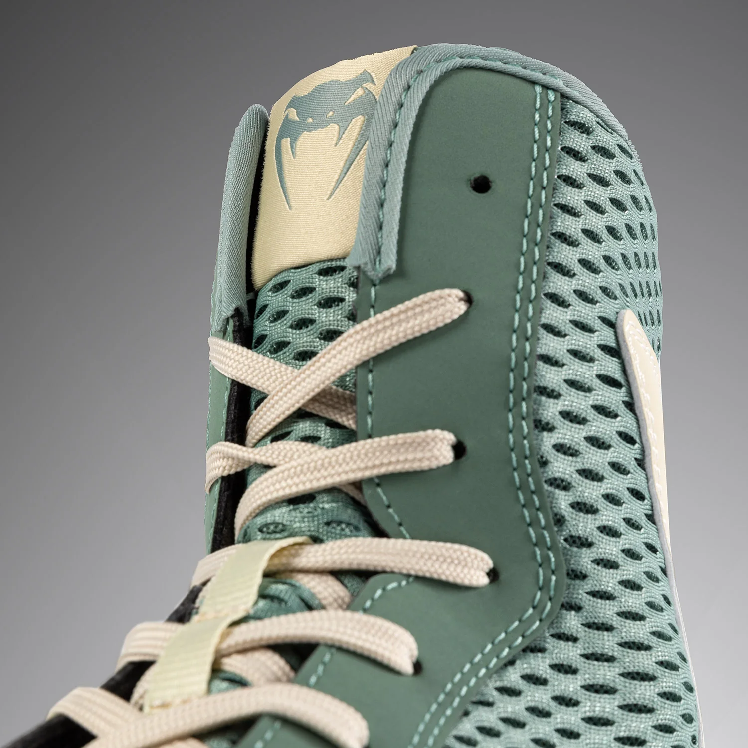 Venum Contender Boxing Shoes - Aqua Green/Ivory - Image 4