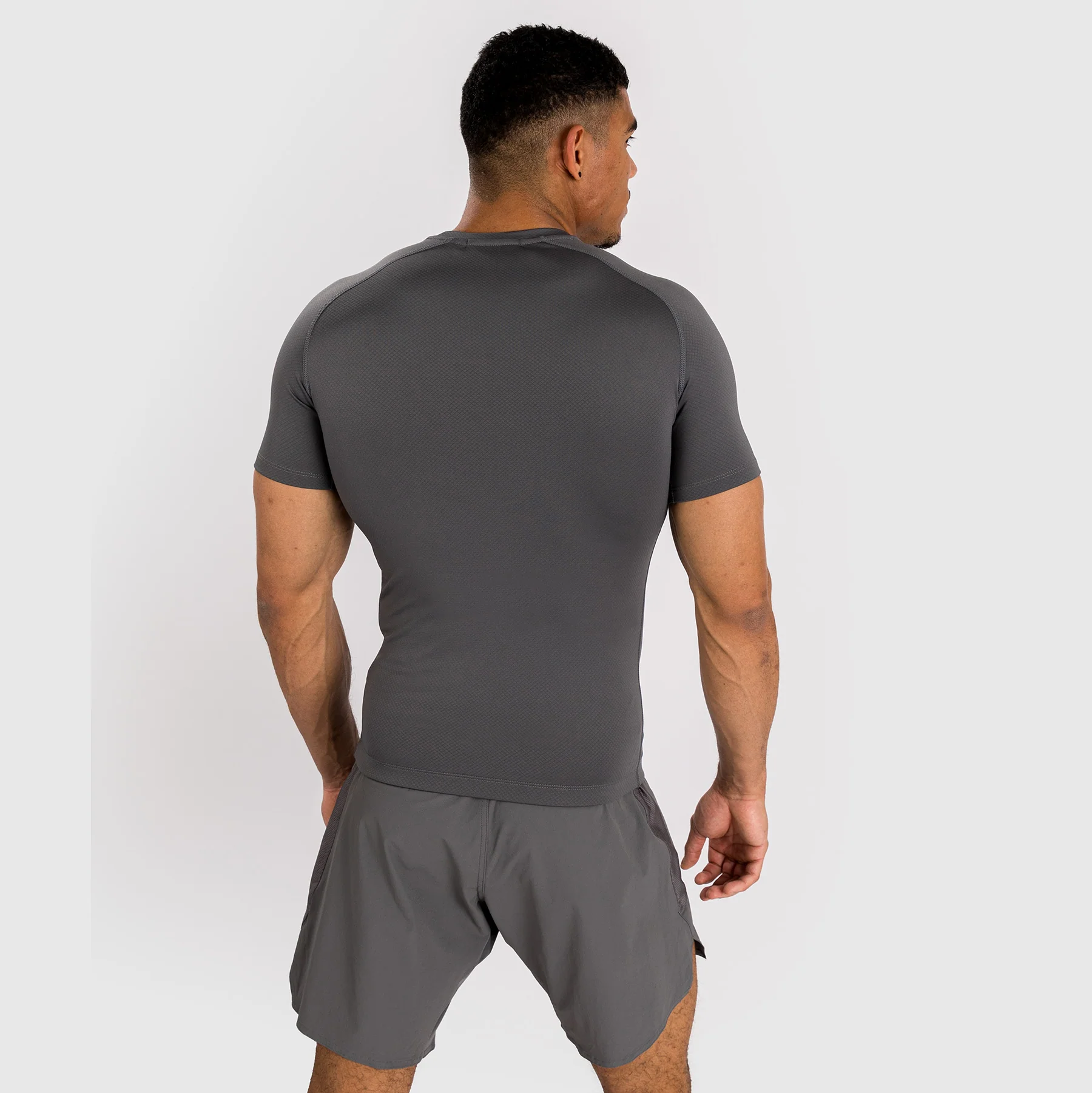 Venum Contender Men’s Short Sleeve Rashguard - Grey - Image 4