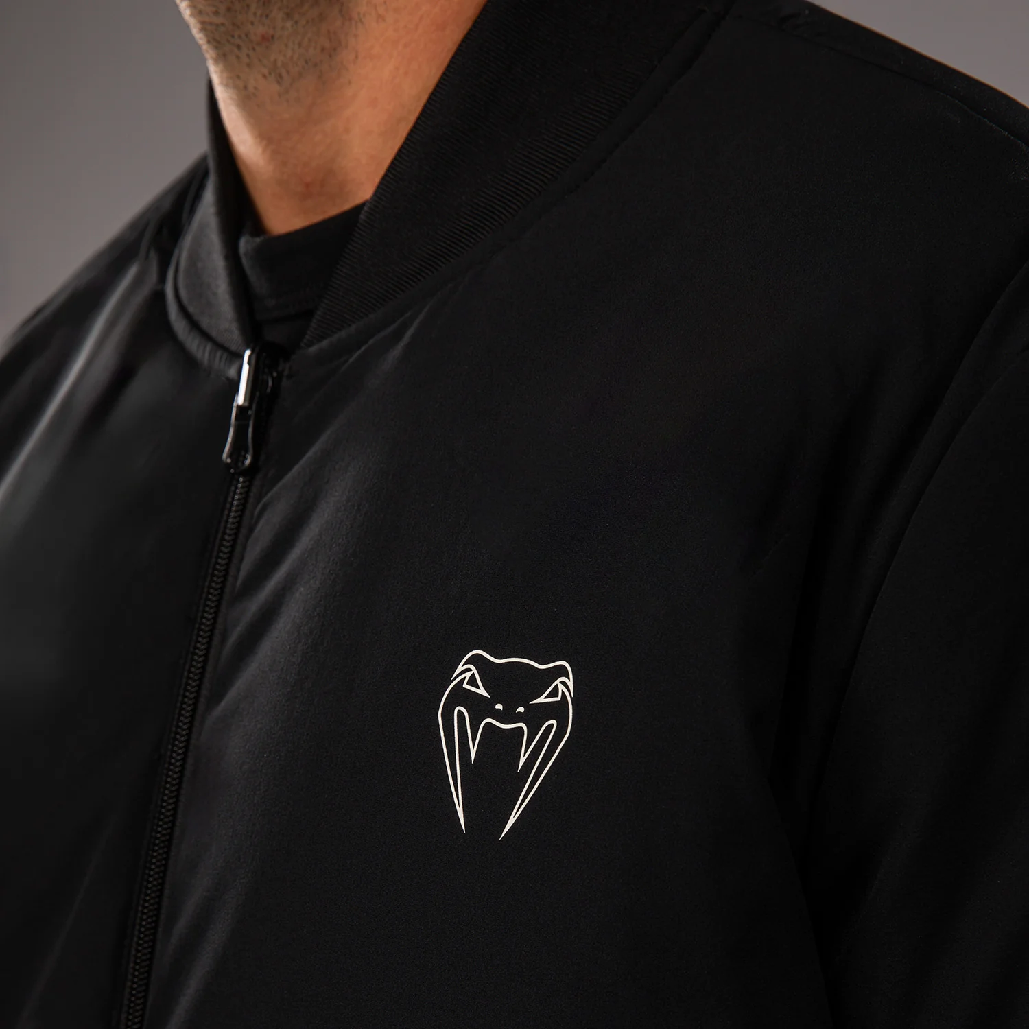 Venum Eclipse Bomber Jacket - Black/Ivory - Image 9