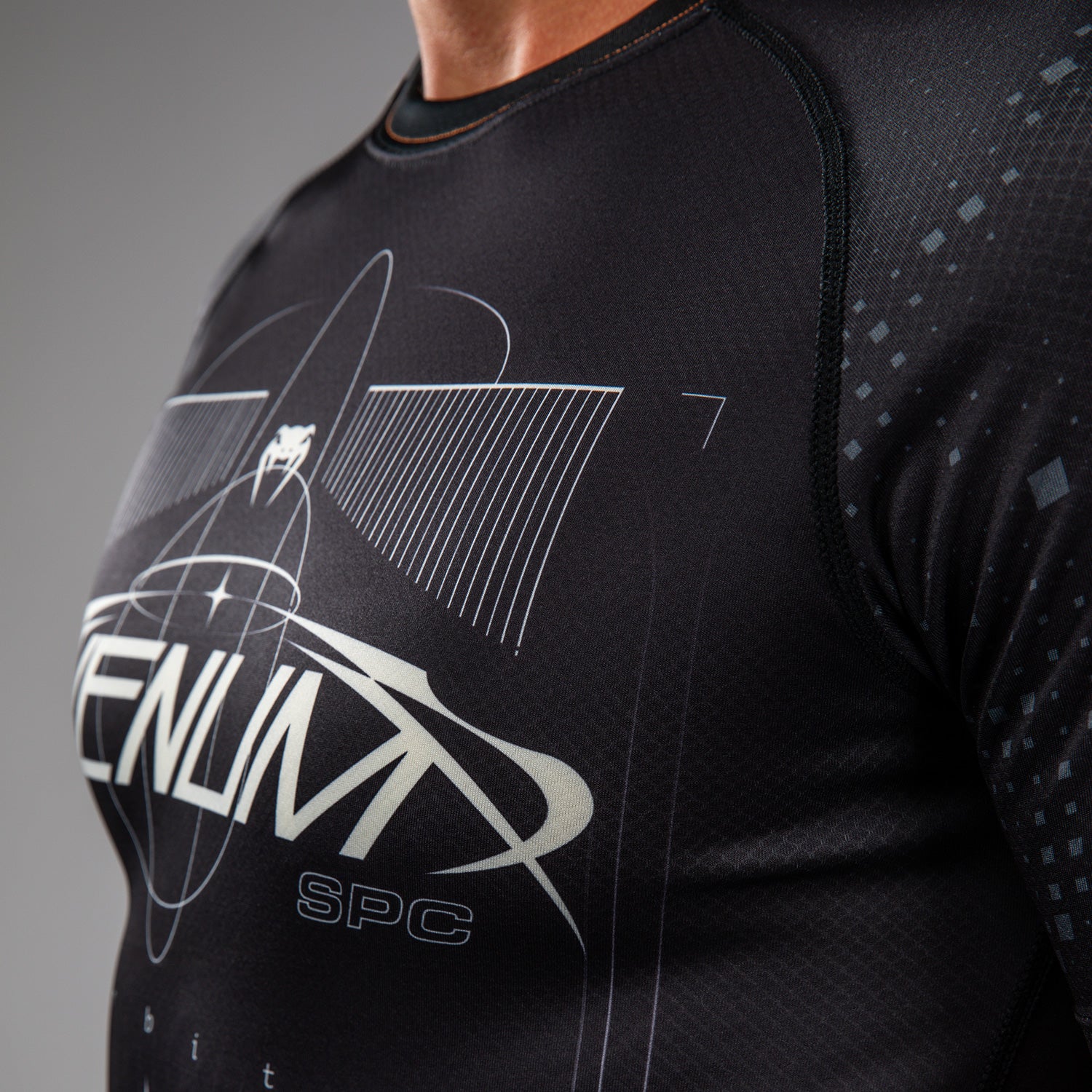 Venum Eclipse Short Sleeve Rashguard - Black/Ivory - Image 5