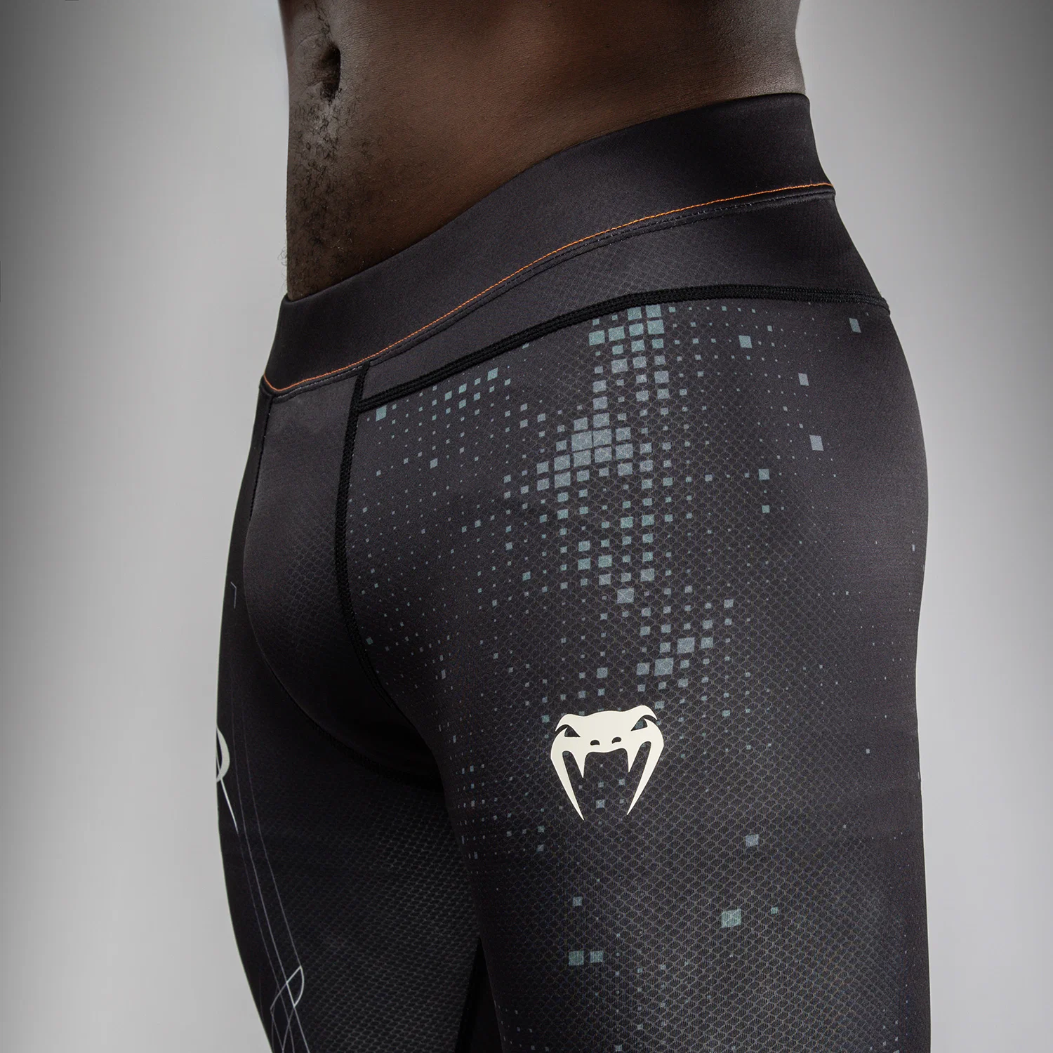Venum Eclipse Spats - Black/Ivory - Image 5