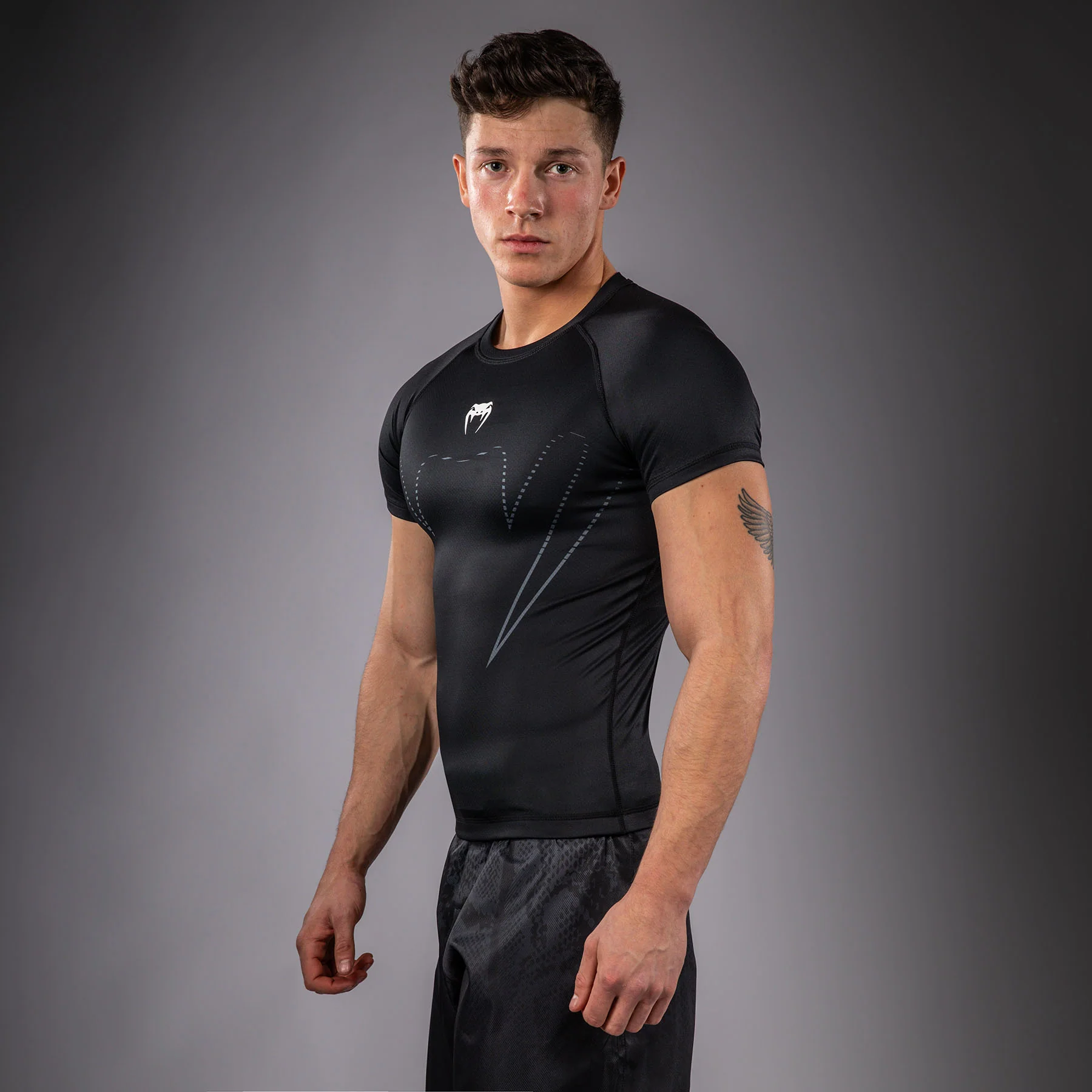 Venum Edge short sleeves Rashguard - Black/Sand - Image 3