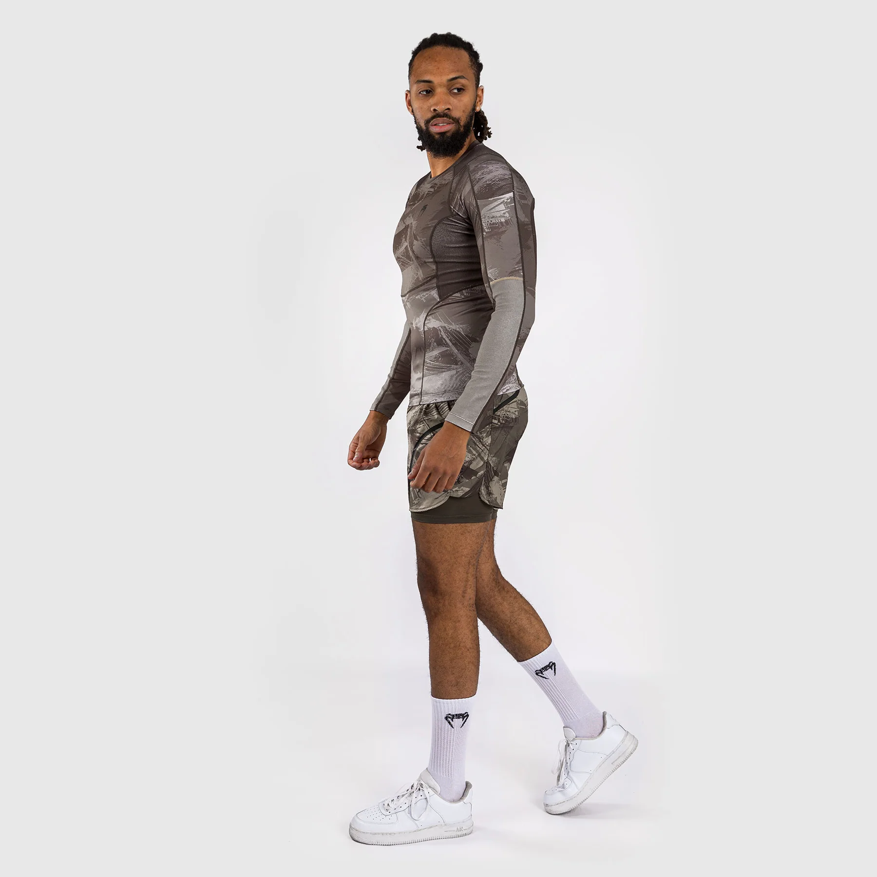 Venum Electron 3.0 Long Sleeve Rashguard - Sand - Image 2