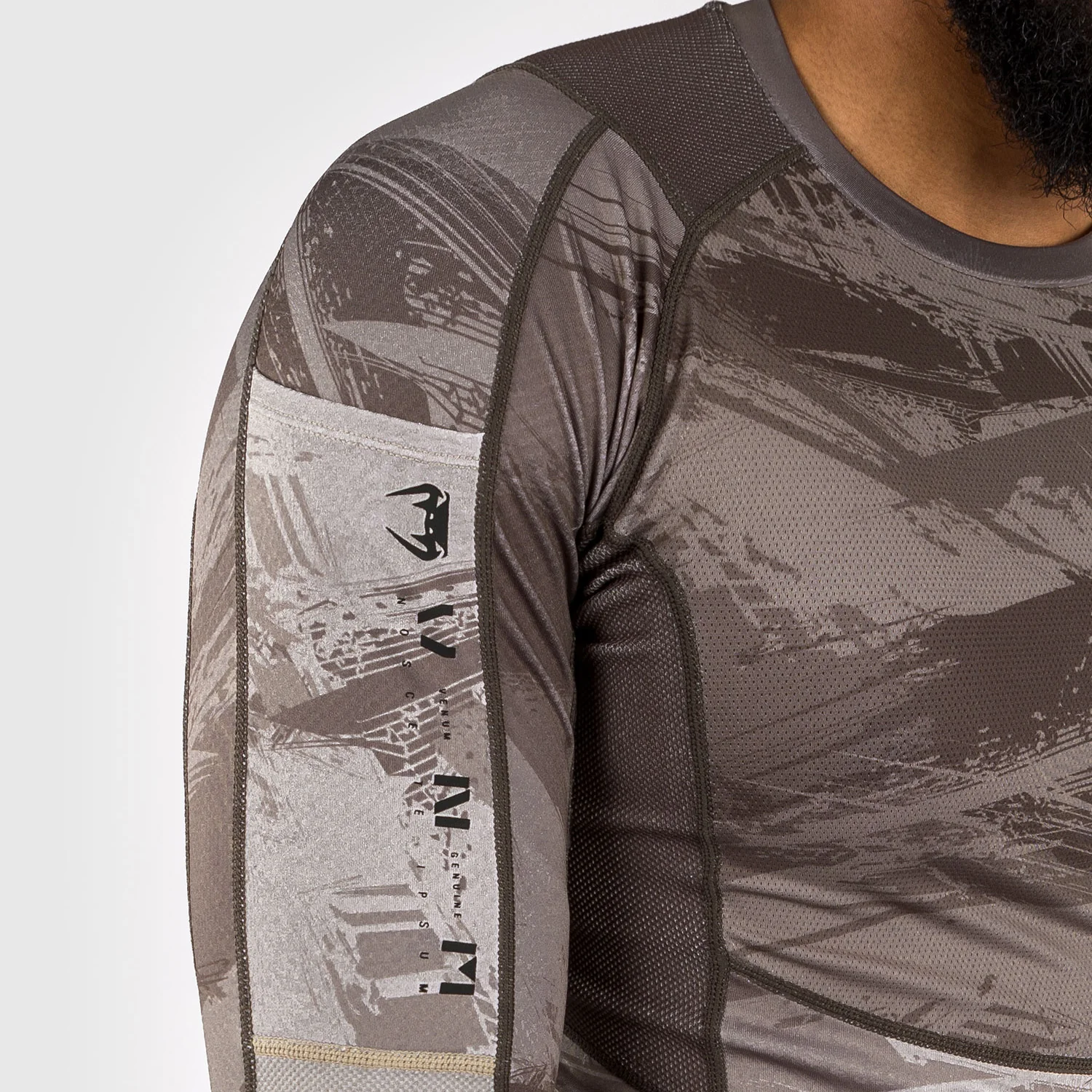 Venum Electron 3.0 Long Sleeve Rashguard - Sand - Image 6