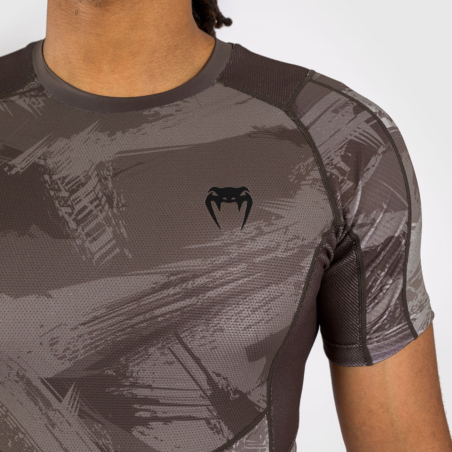 Venum Electron 3.0 Short Sleeve Rashguard - Sand - Image 5